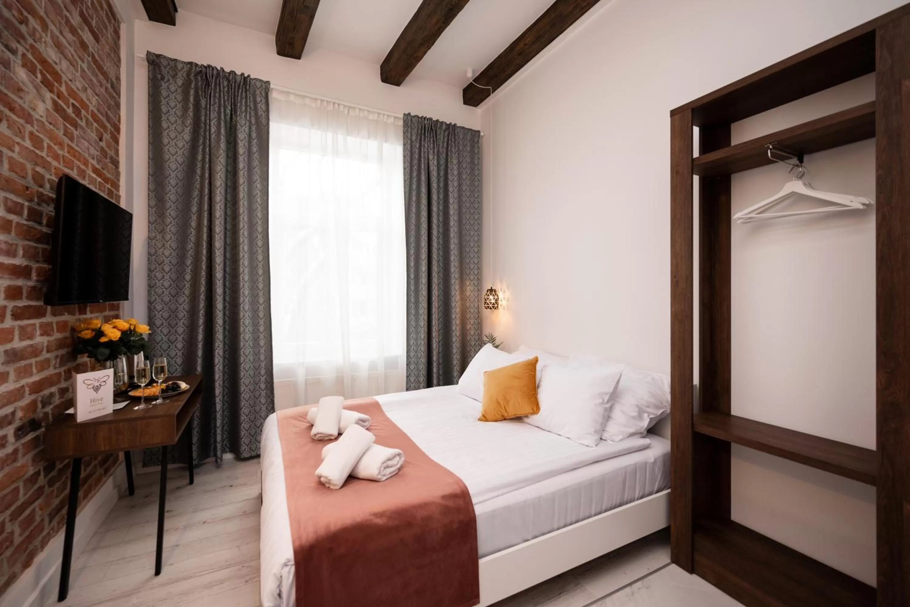 Bed in Hive Family House