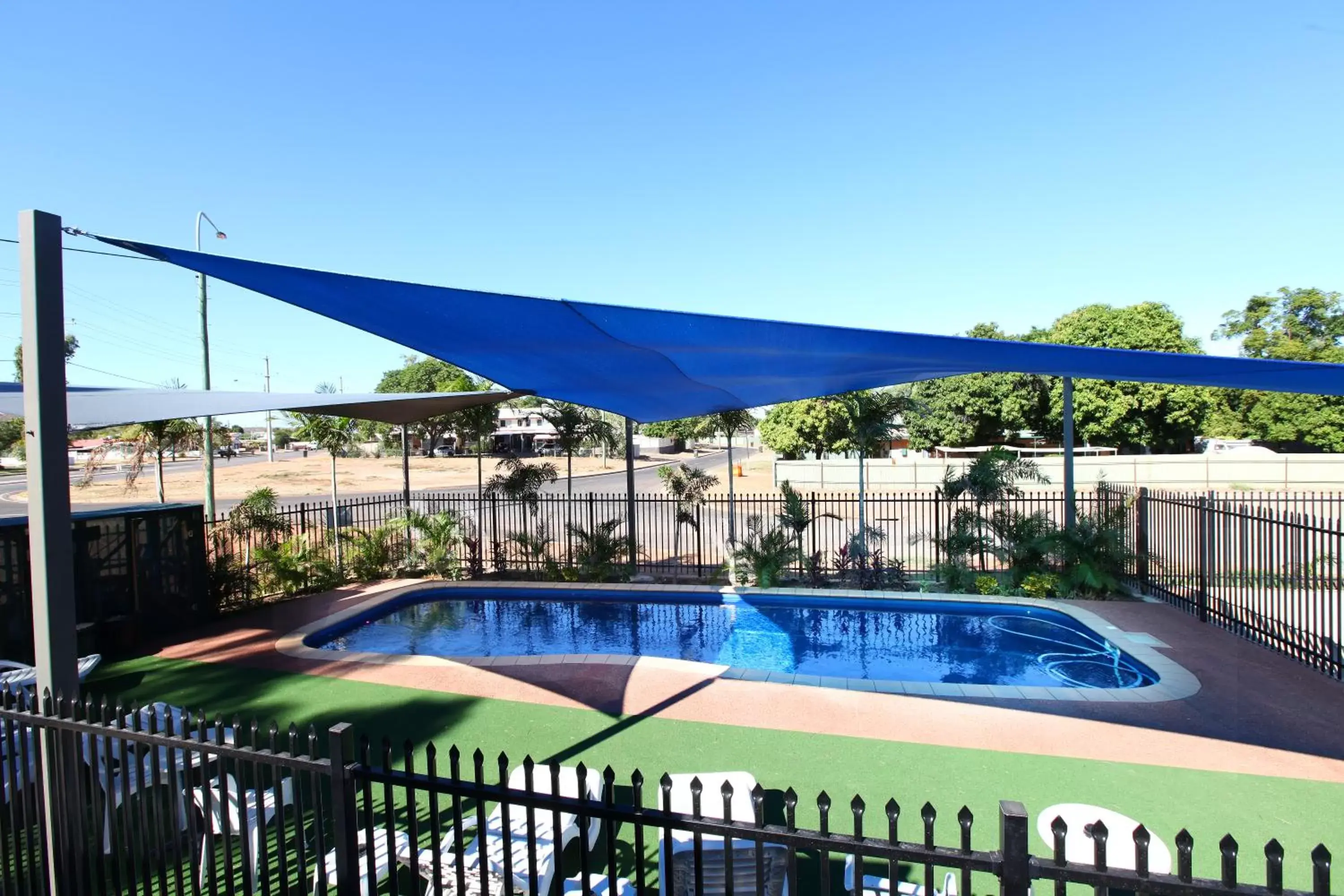 Swimming pool in Leichhardt Accommodation Swimming pool in Leichhardt Accommodation