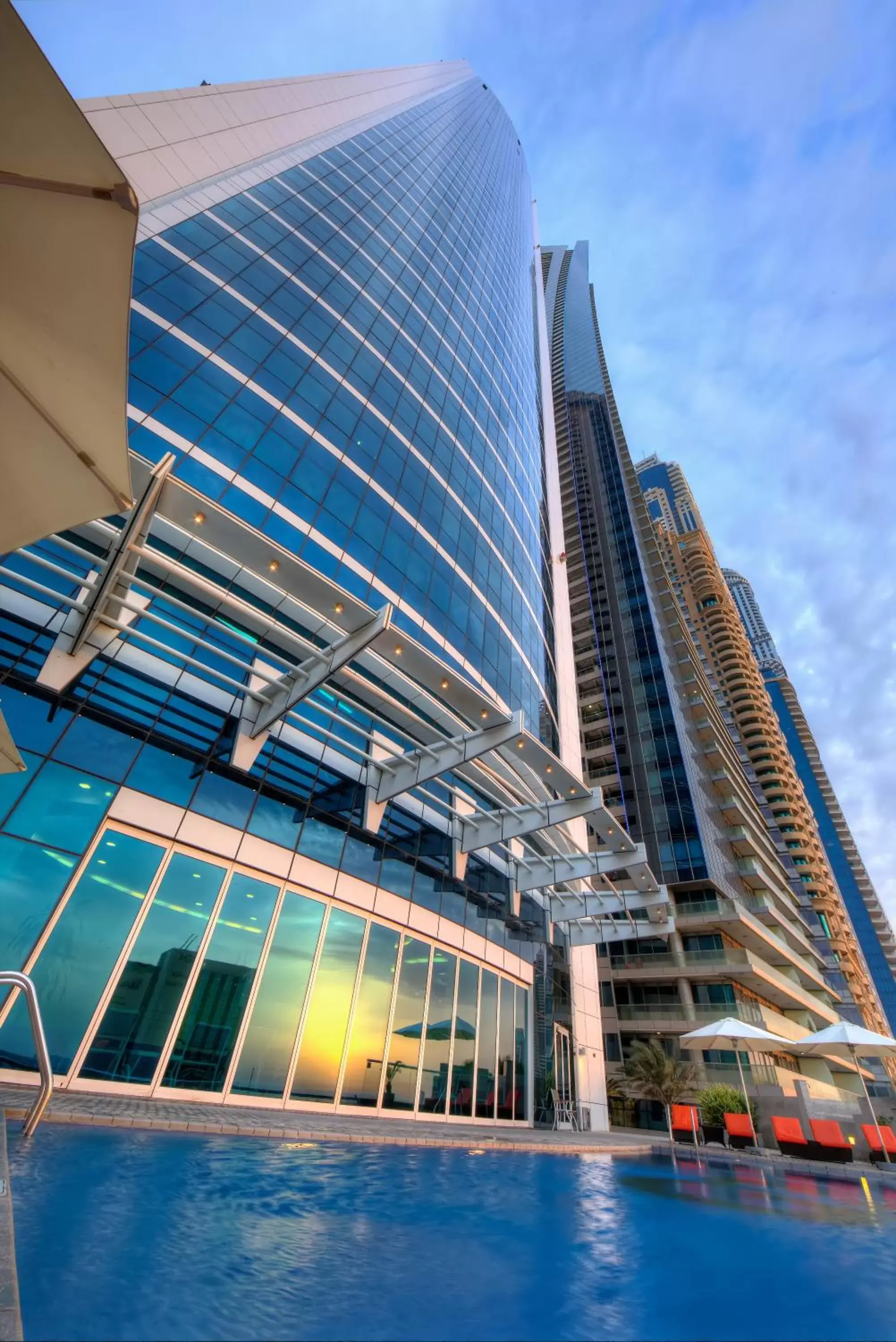 Facade/entrance in Tamani Marina Hotel & Apartments Facade/entrance in Tamani Marina Hotel & Apartments