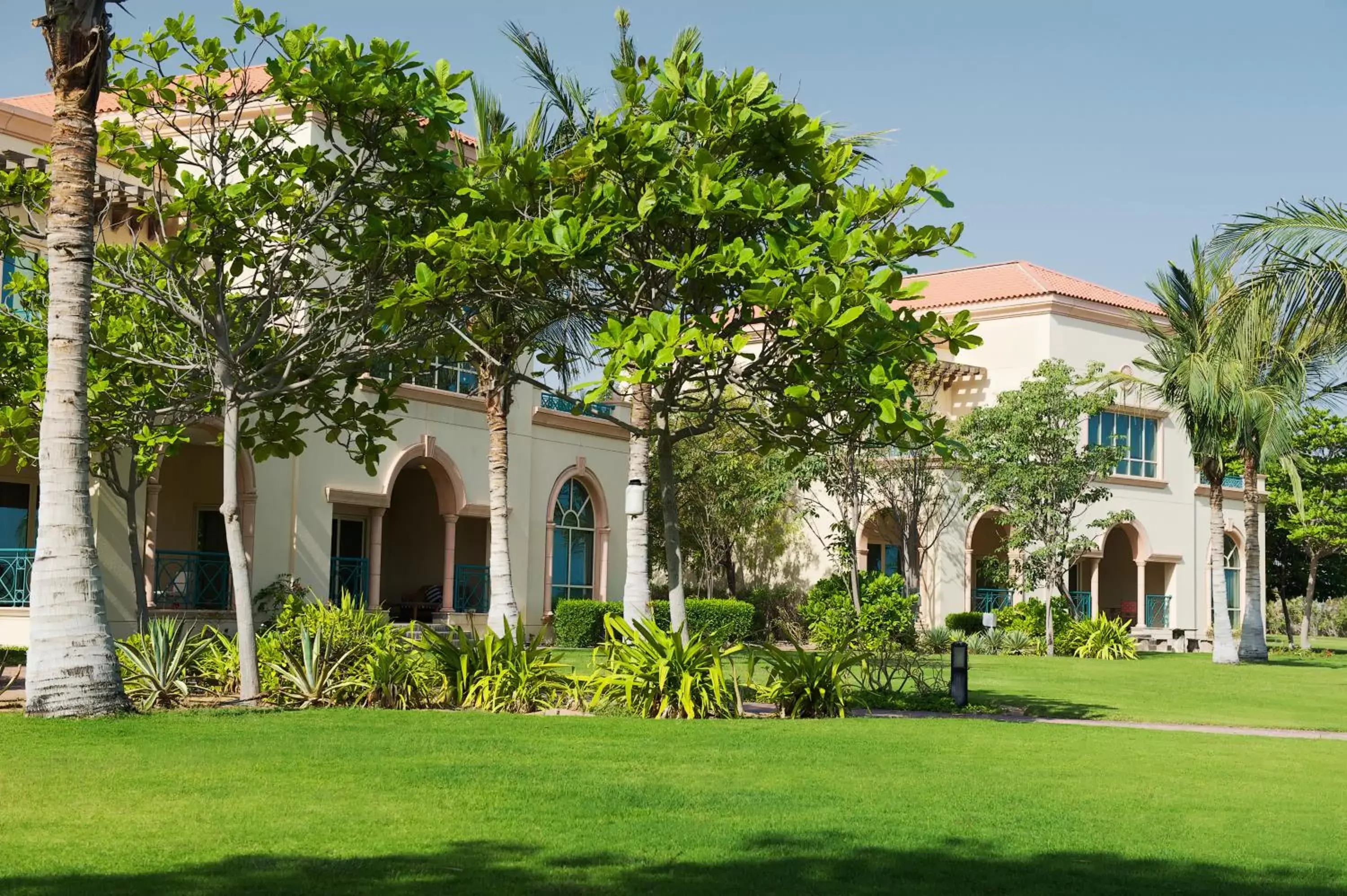 Garden in Al Raha Beach Hotel