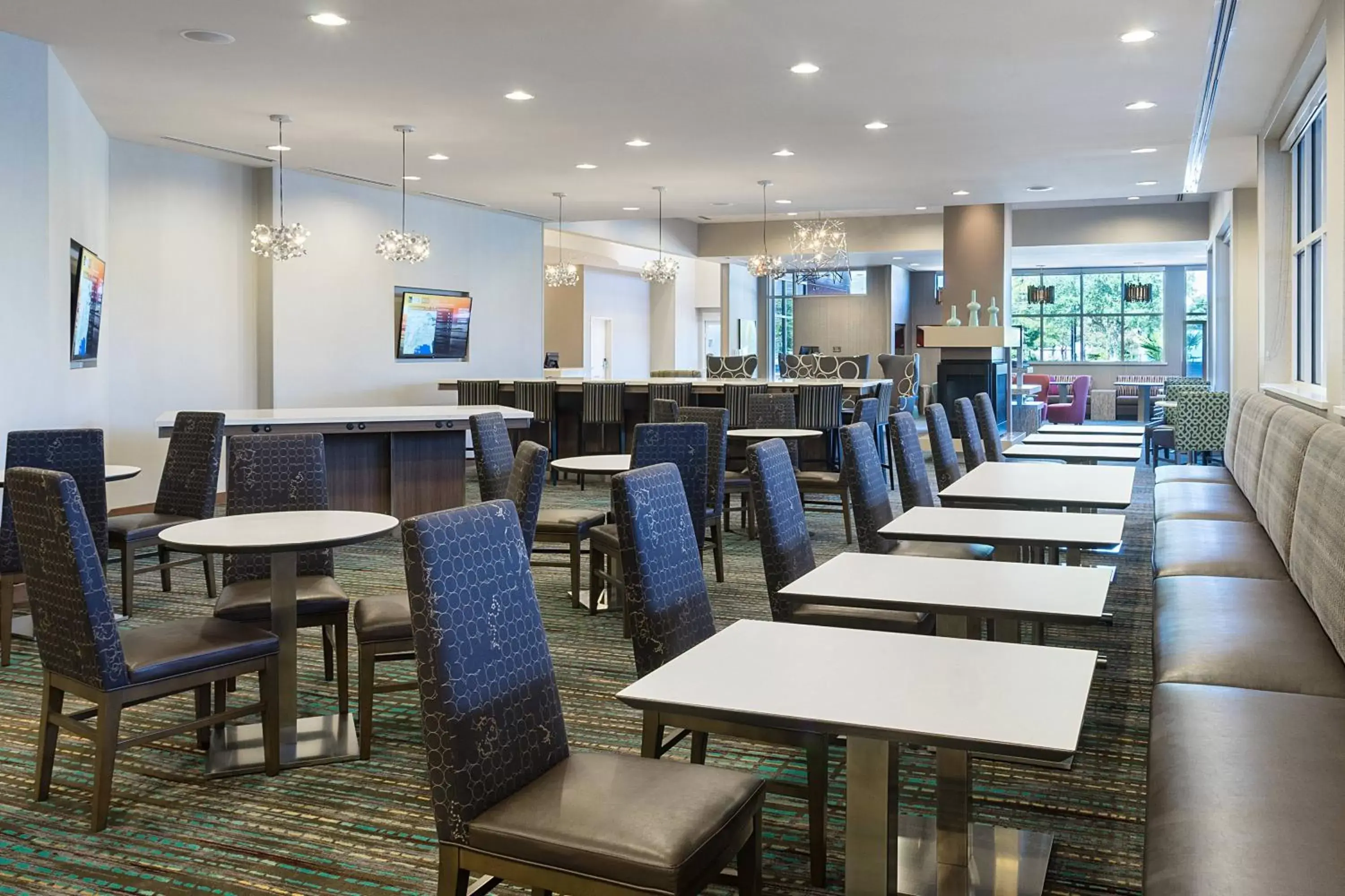 Breakfast, Restaurant/Places to Eat in Residence Inn by Marriott Houston West/Beltway 8 at Clay Road