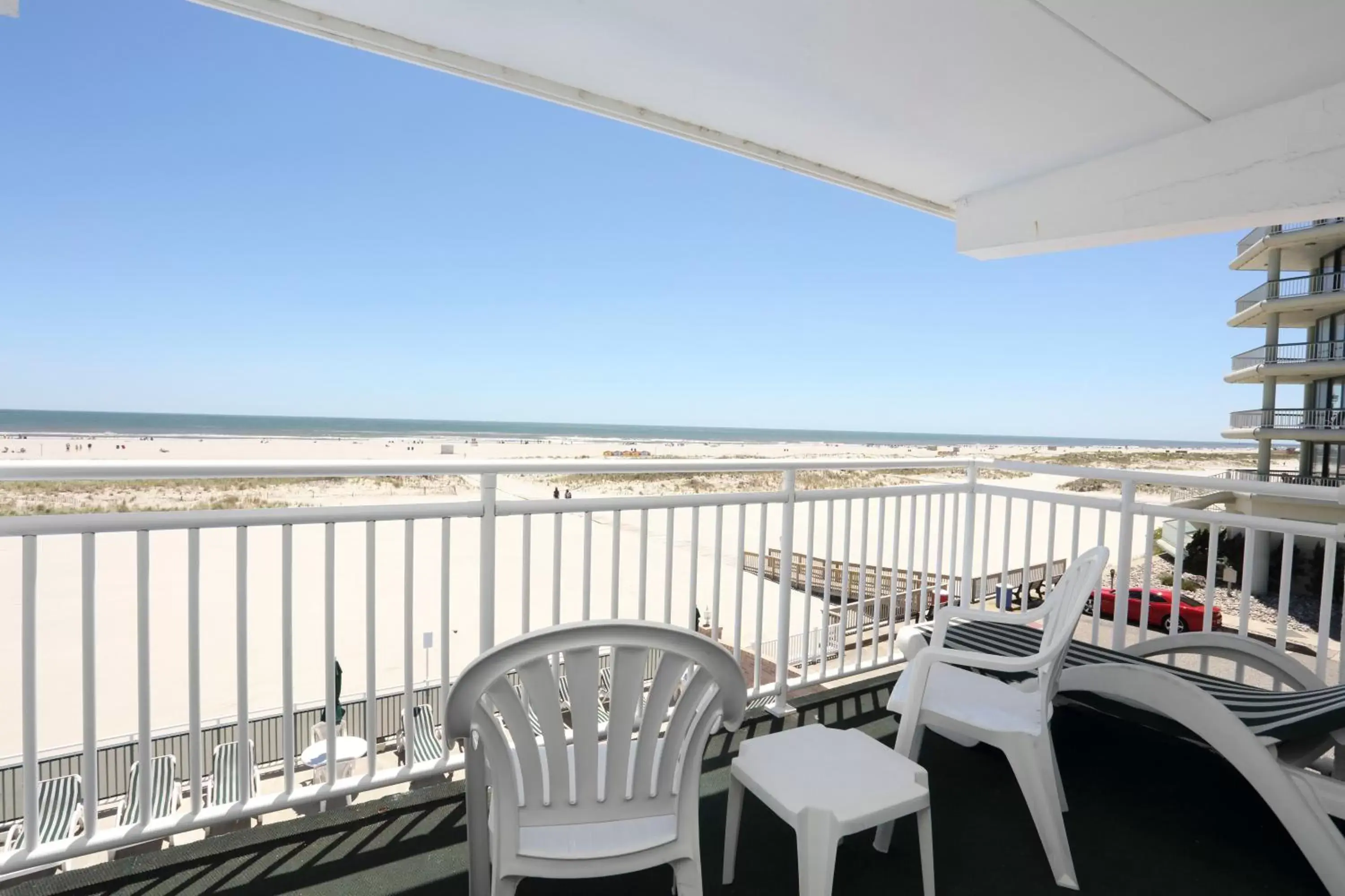 Balcony/Terrace in Commander by the Sea Motel