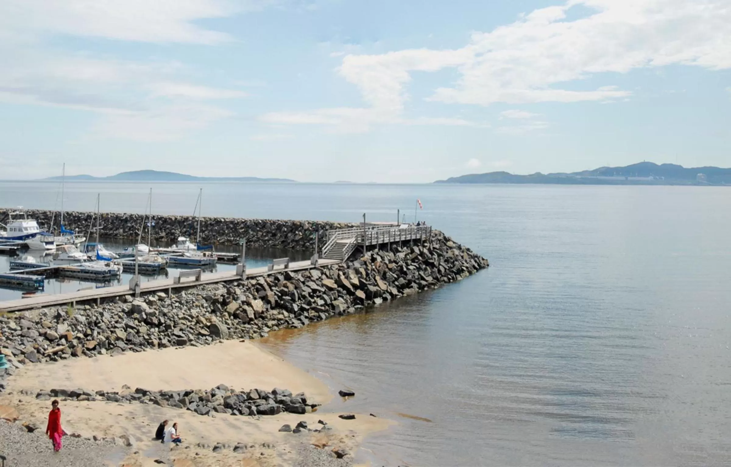 Nearby landmark in Hôtel Sept-Îles