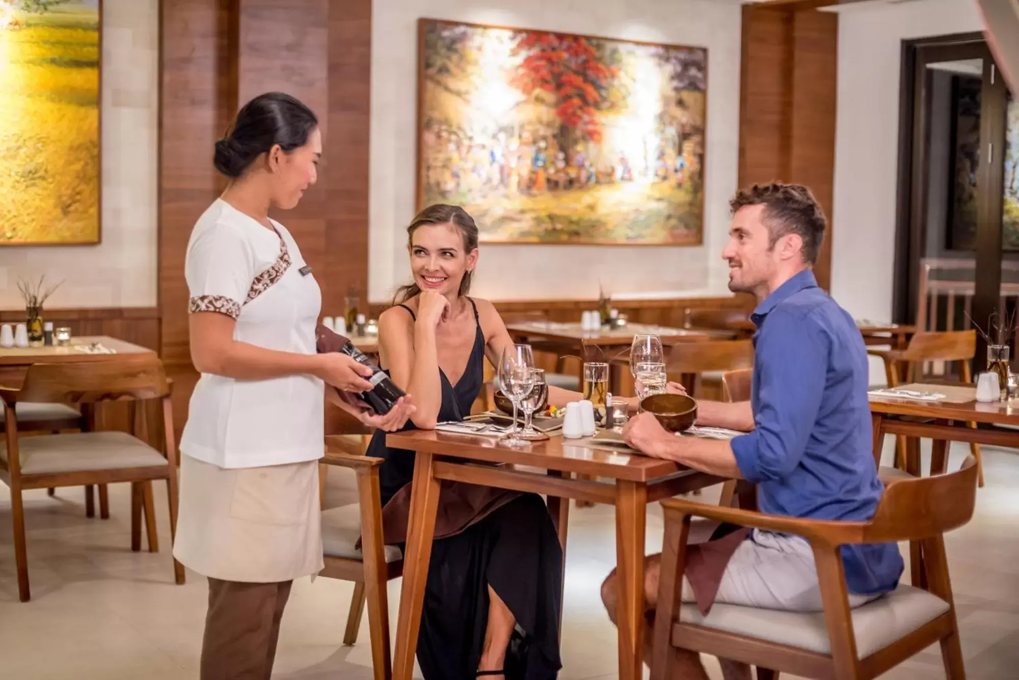 Restaurant/places to eat in Tanadewa Resort & Spa Ubud