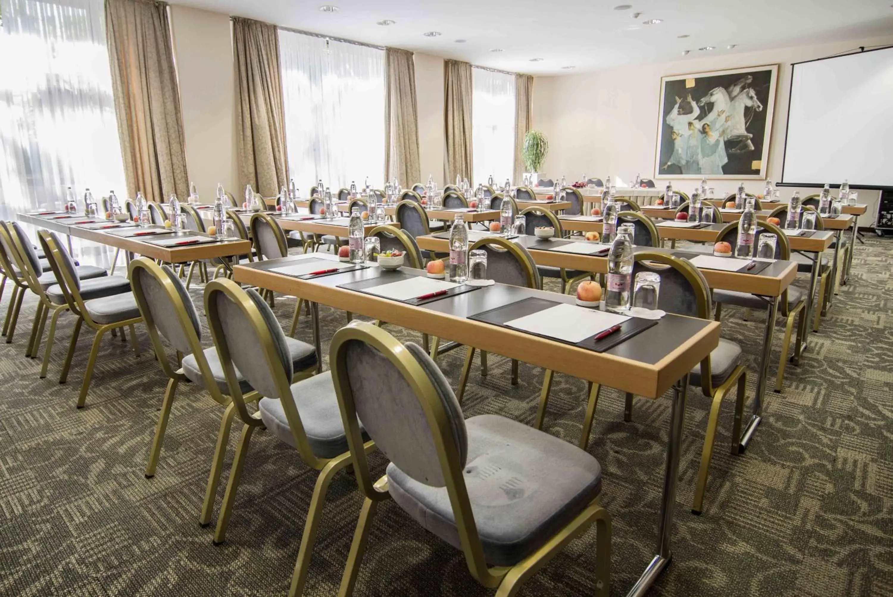 Business facilities, Restaurant/Places to Eat in Eurostars uHOTEL