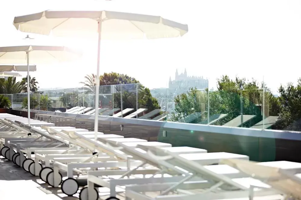 Balcony/Terrace, Swimming Pool in Hotel Costa Azul