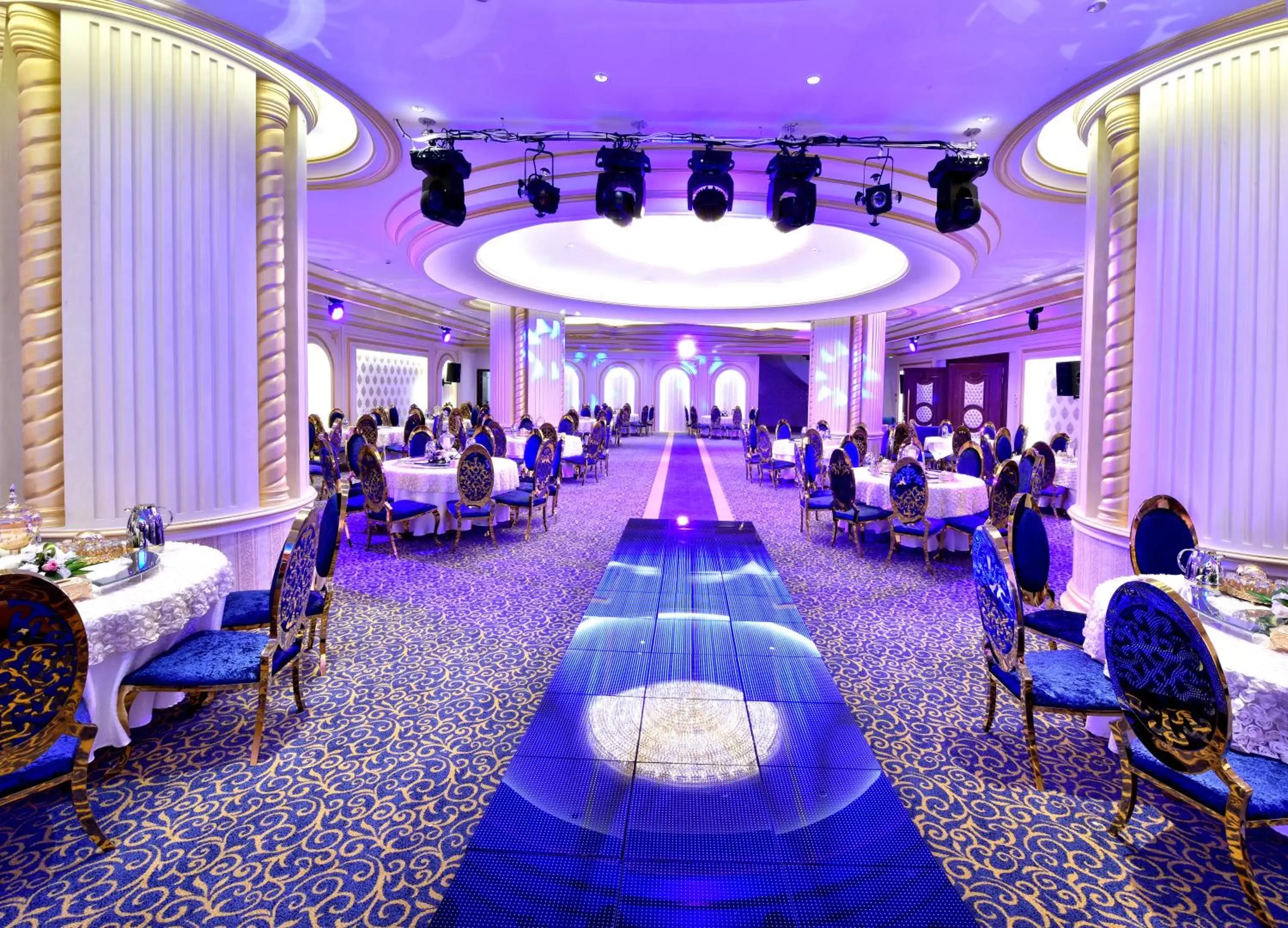 Banquet/Function facilities, Banquet Facilities in Iridium 70 Hotel