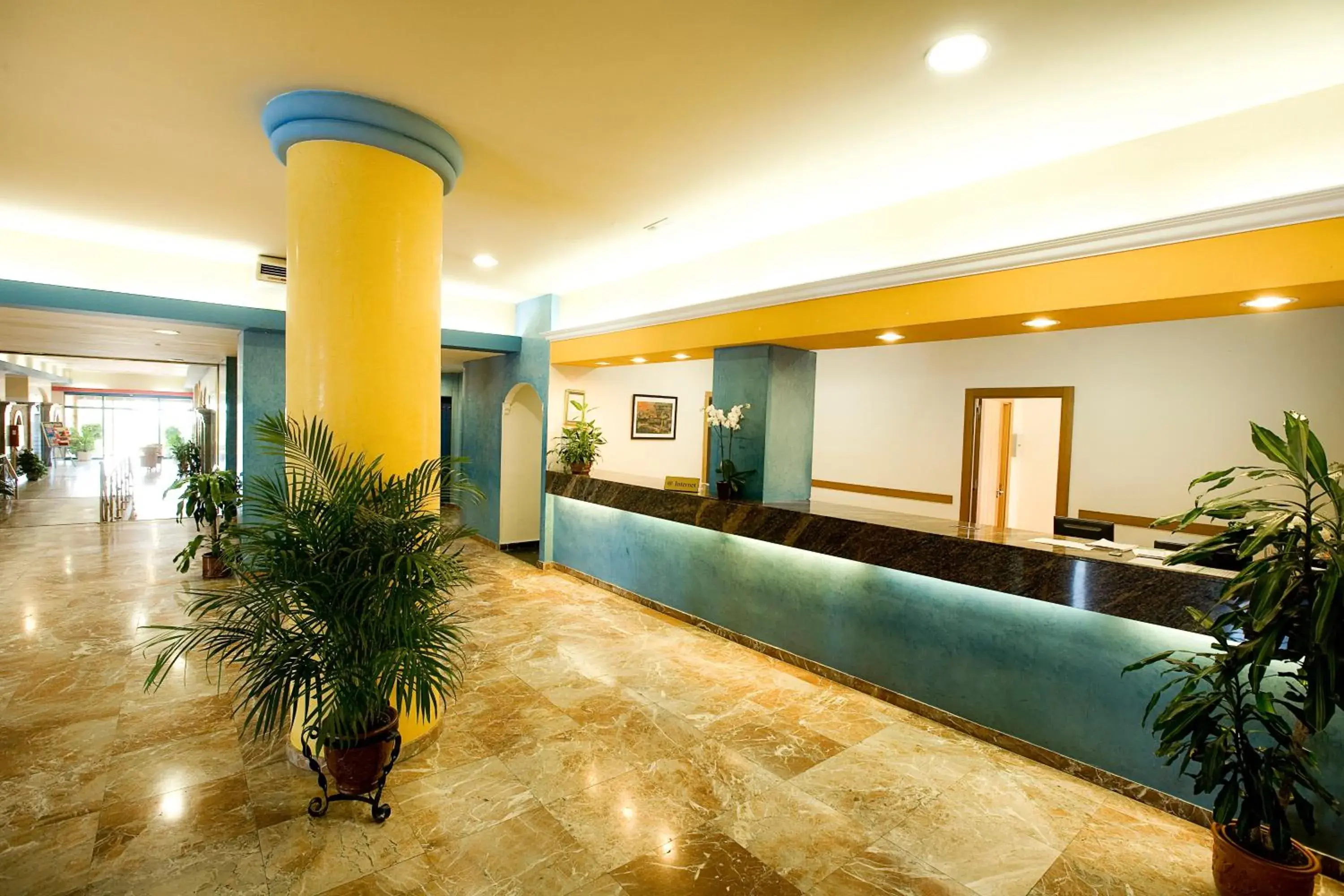 Lobby or reception, Lobby/Reception in Hotel Monarque Torreblanca