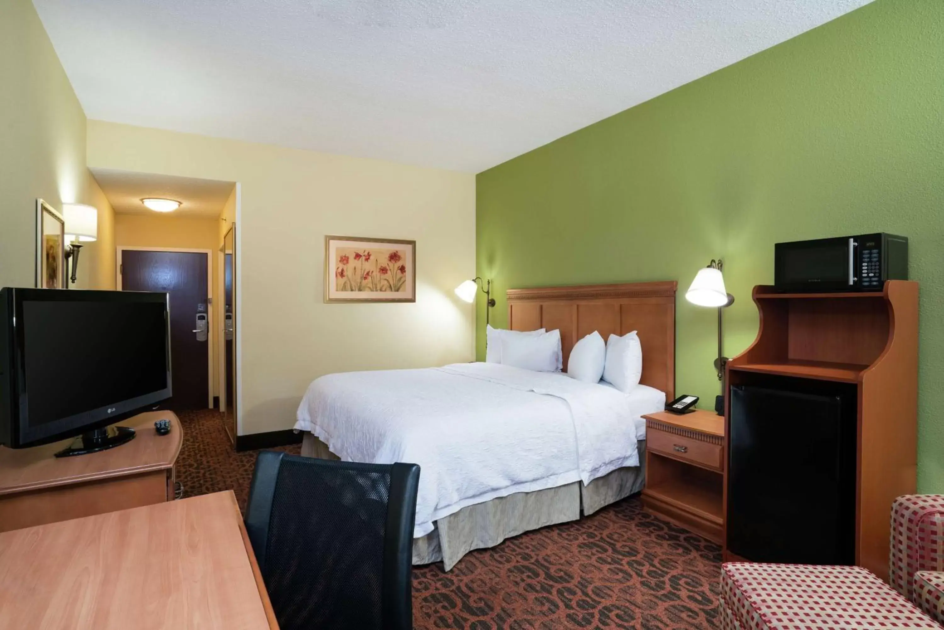 Bedroom, Bed in Hampton Inn Bardstown