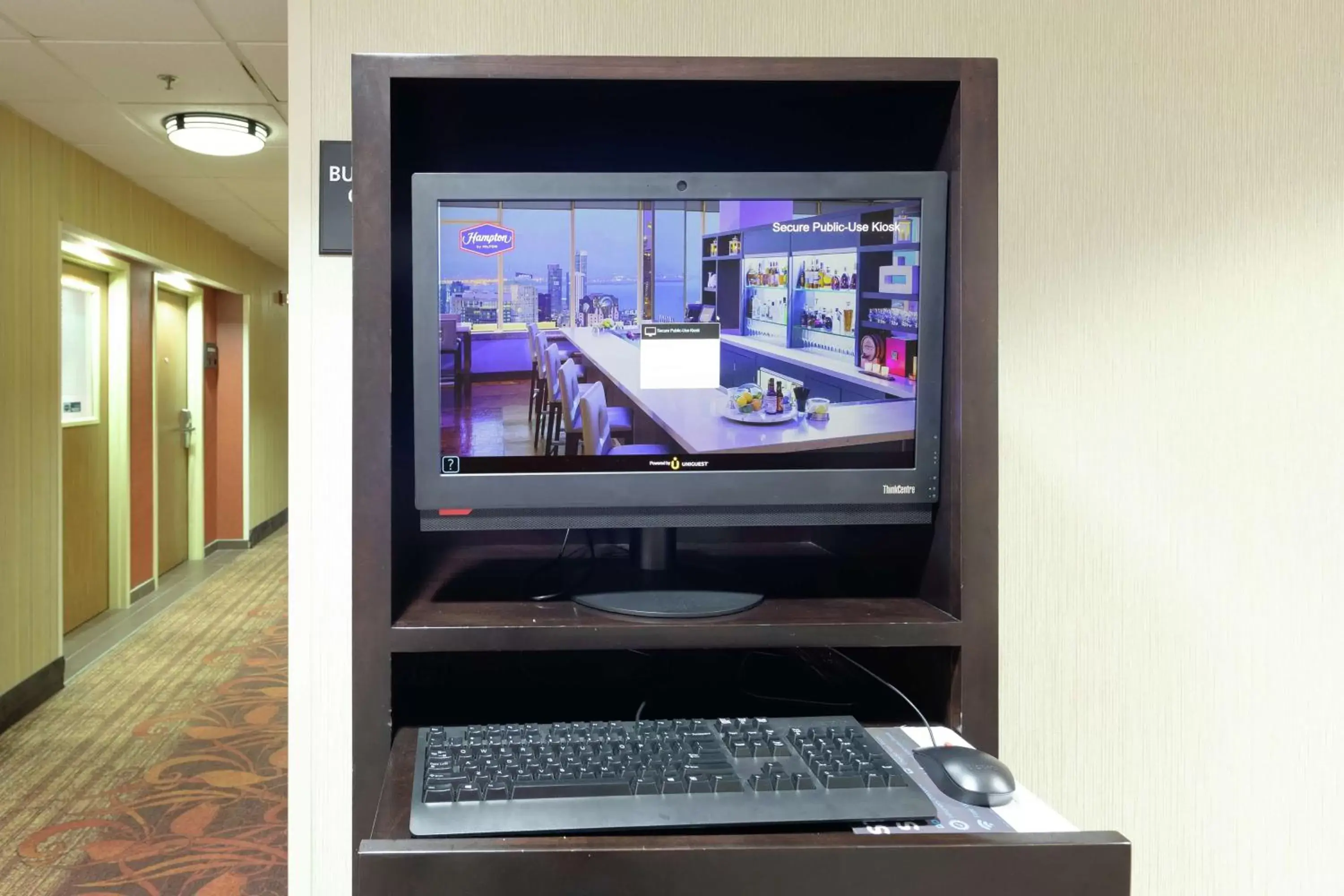 Business facilities, TV/Entertainment Center in Hampton Inn Houma