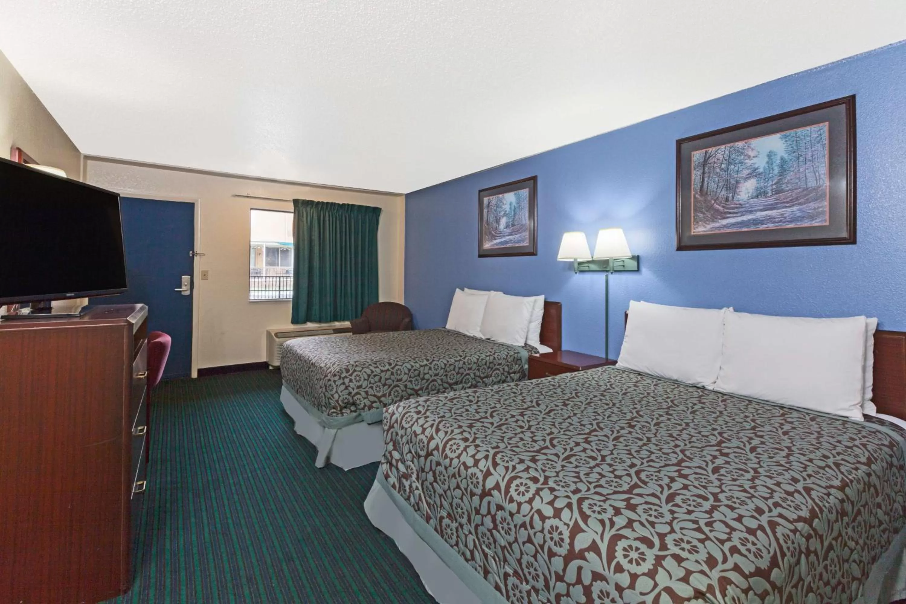 Double Room with Two Double Beds - Smoking in Days Inn by Wyndham Oklahoma City Fairground