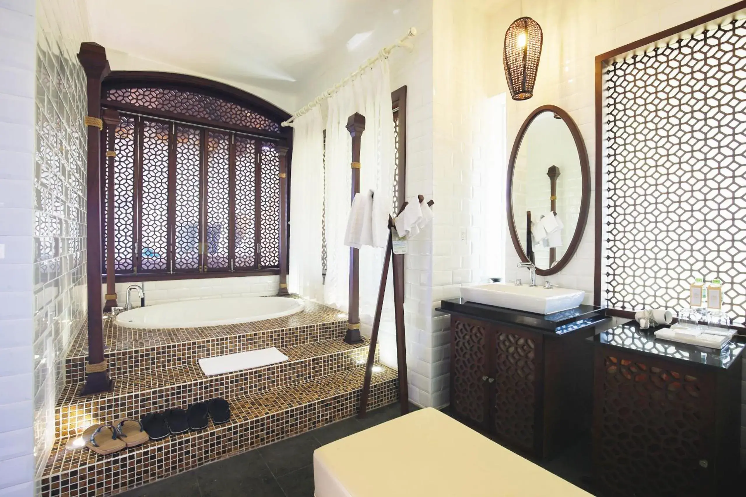 Bath, Bathroom in Mercury Phu Quoc Resort & Villas