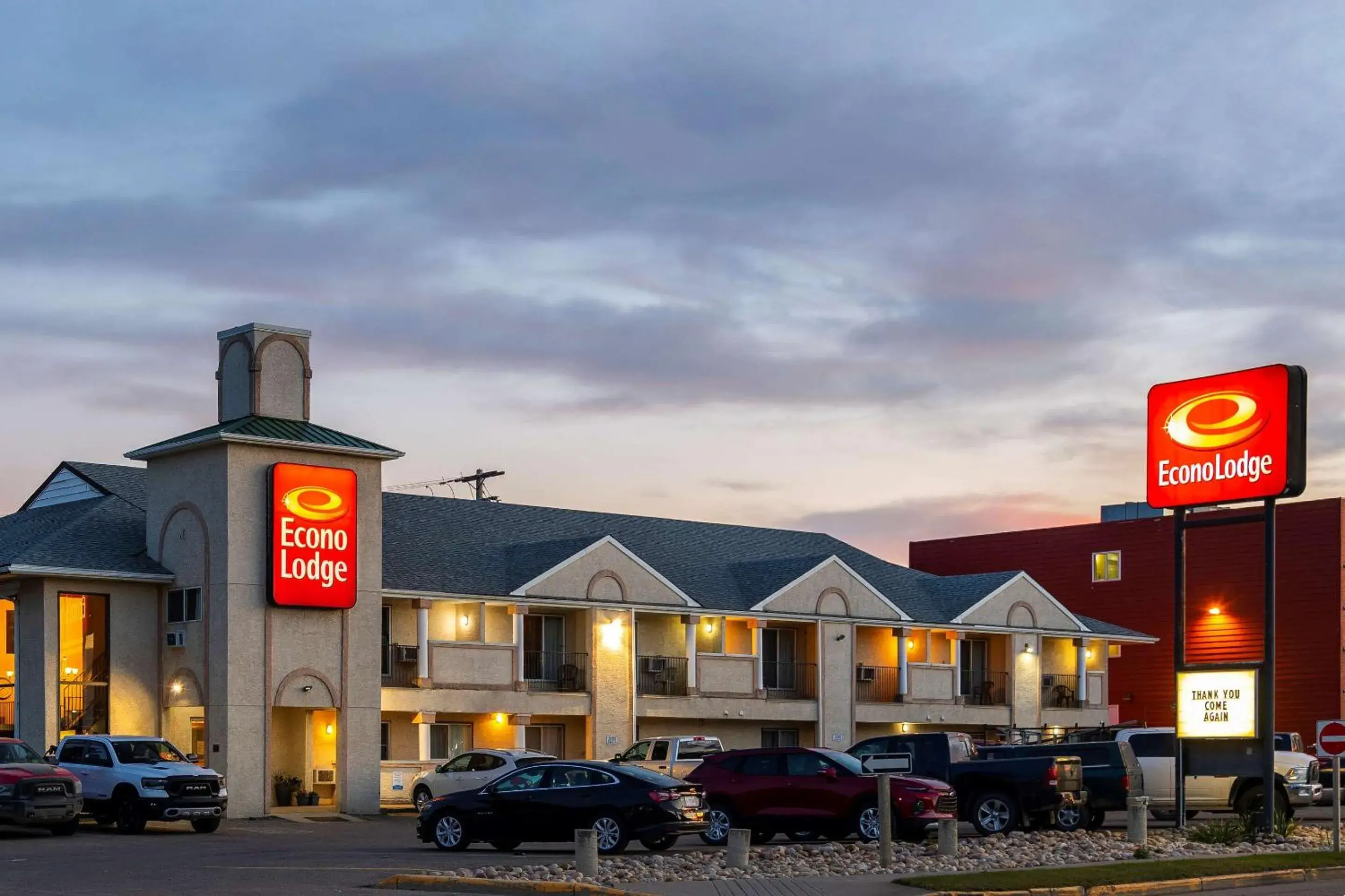 Property Building in Econolodge Edson