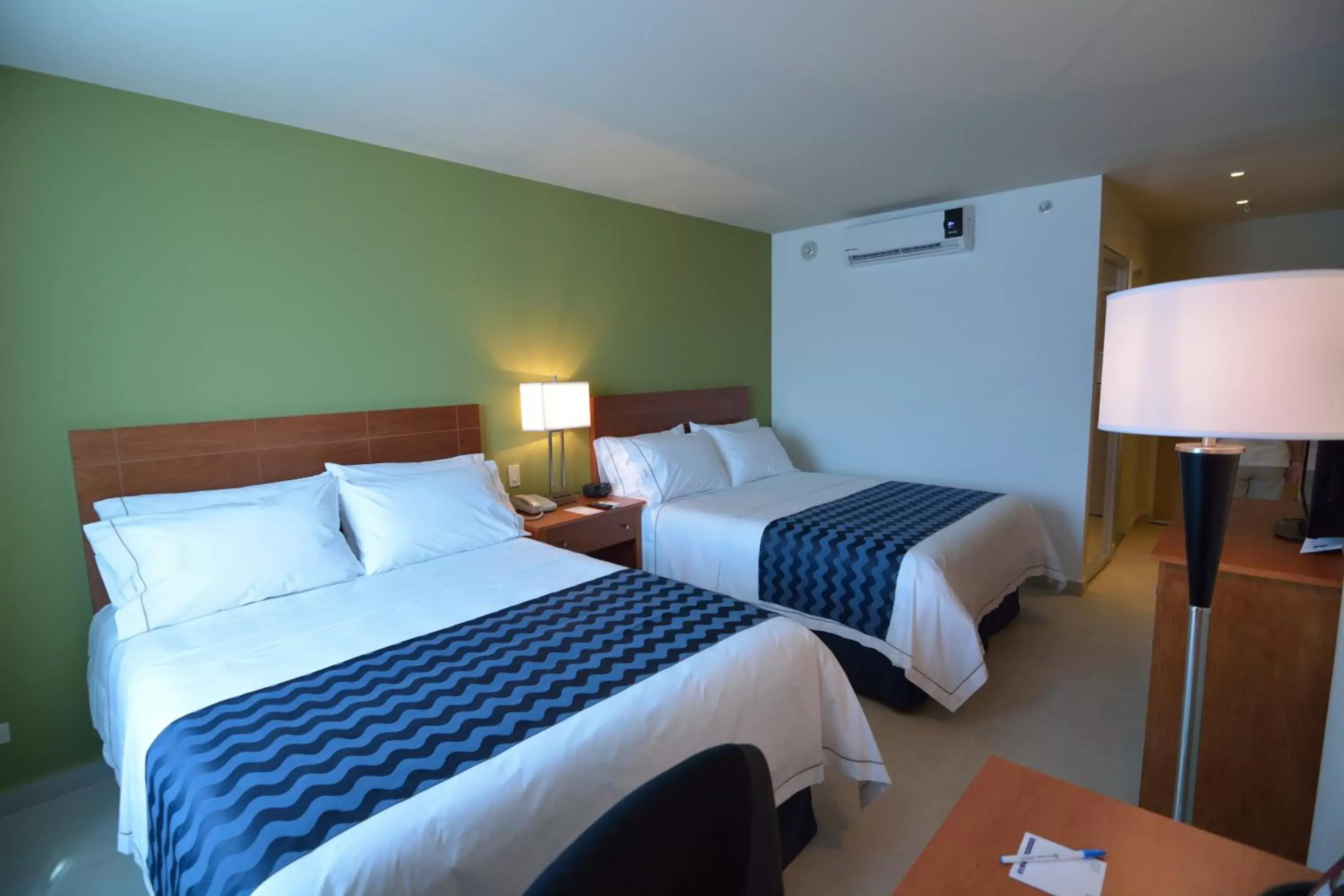 Photo of the whole room, Bed in Holiday Inn Express Cabo San Lucas by IHG Photo of the whole room, Bed in Holiday Inn Express Cabo San Lucas by IHG