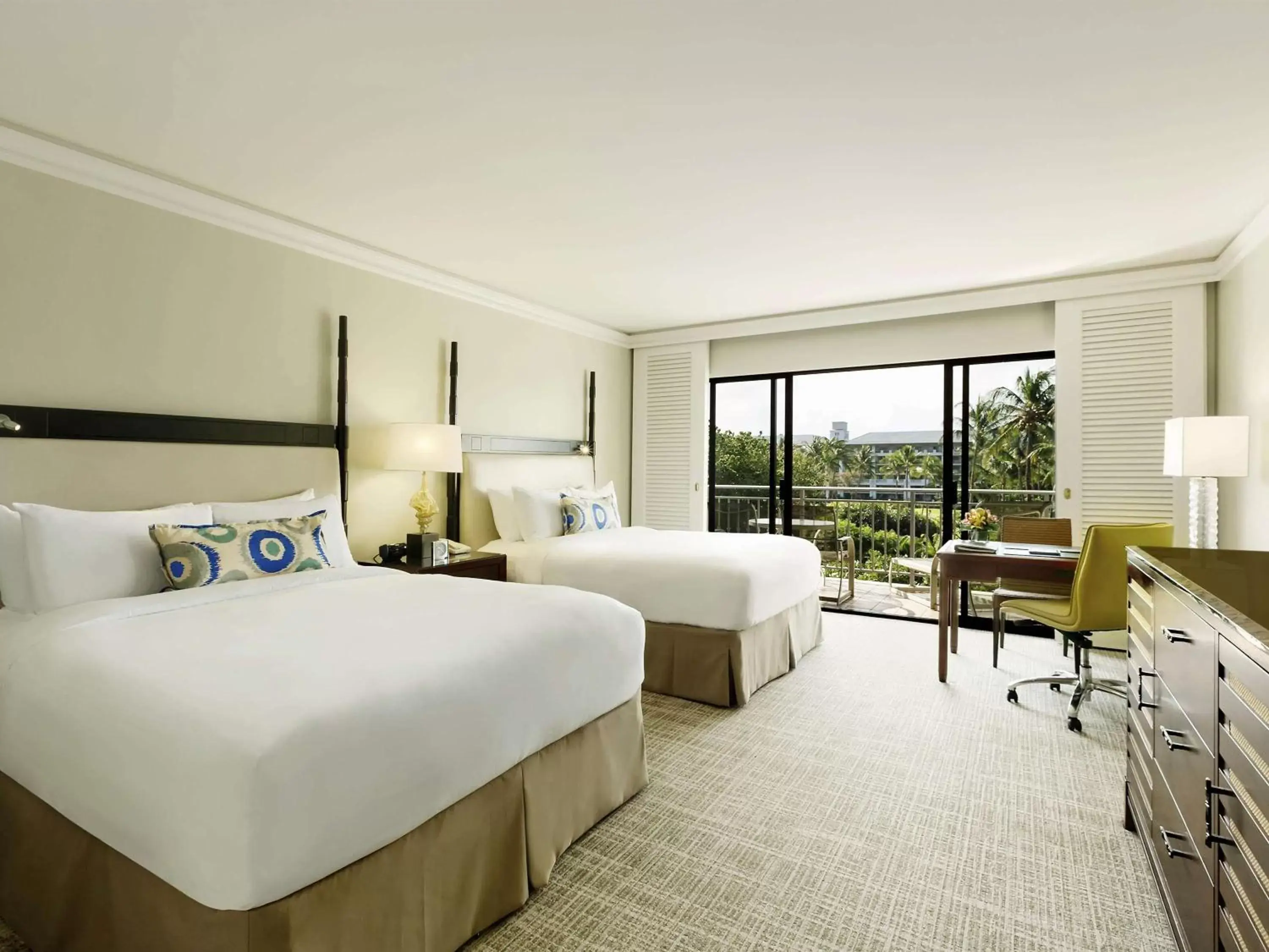 Bedroom in Fairmont Orchid