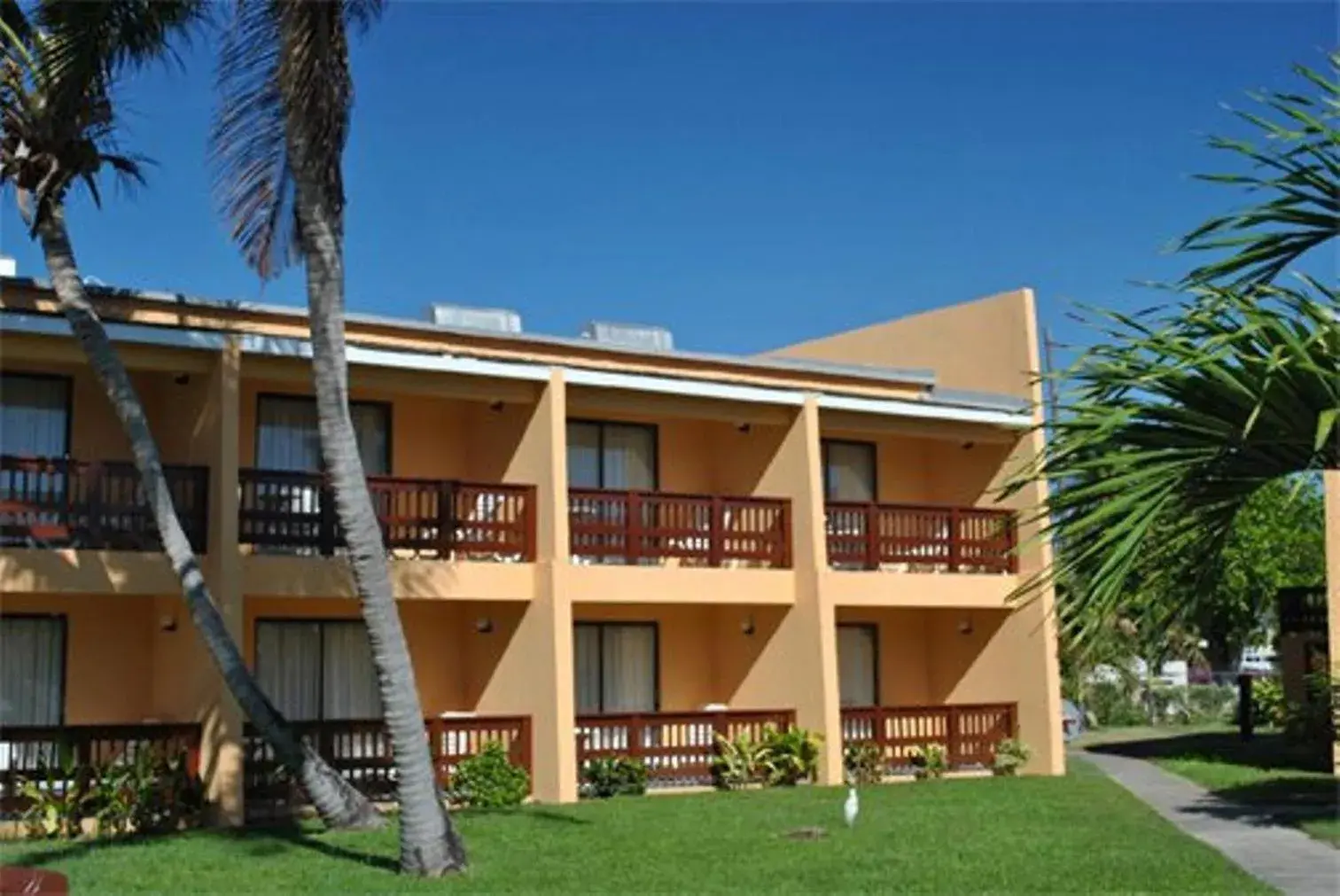 Facade/entrance, Property Building in Sugar Bay Club