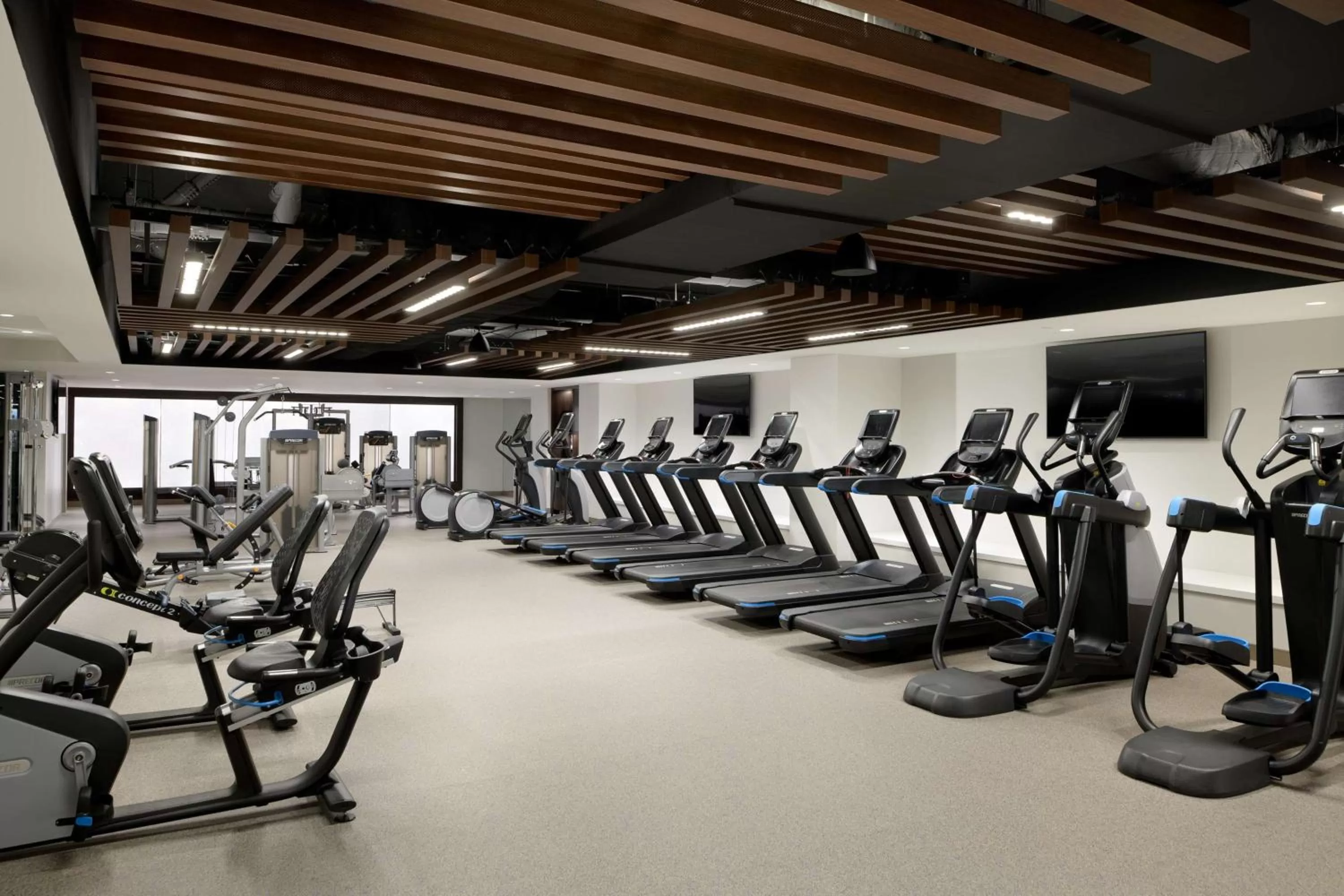 Fitness centre/facilities in Hilton Washington DC National Mall The Wharf