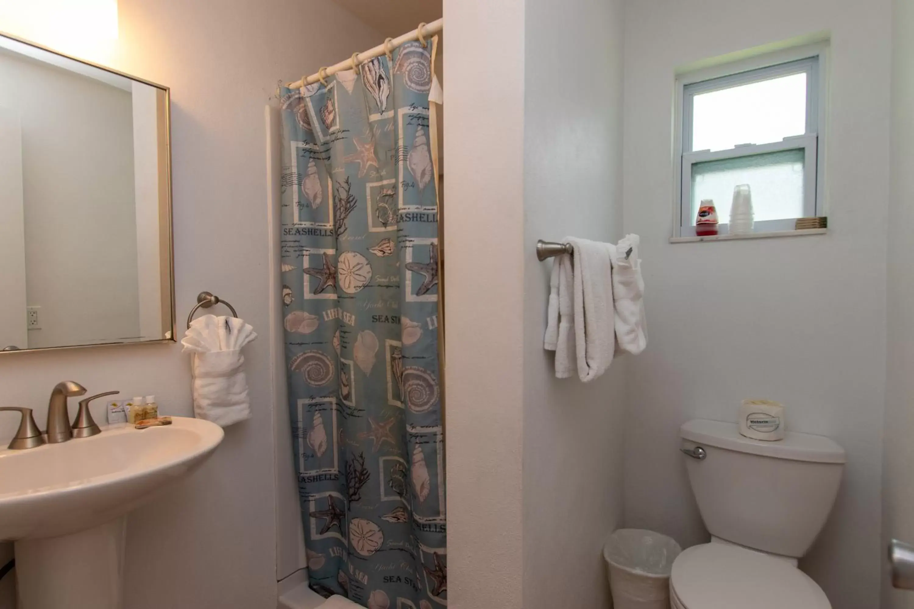 Bathroom in Sunset Cove Beach Resort