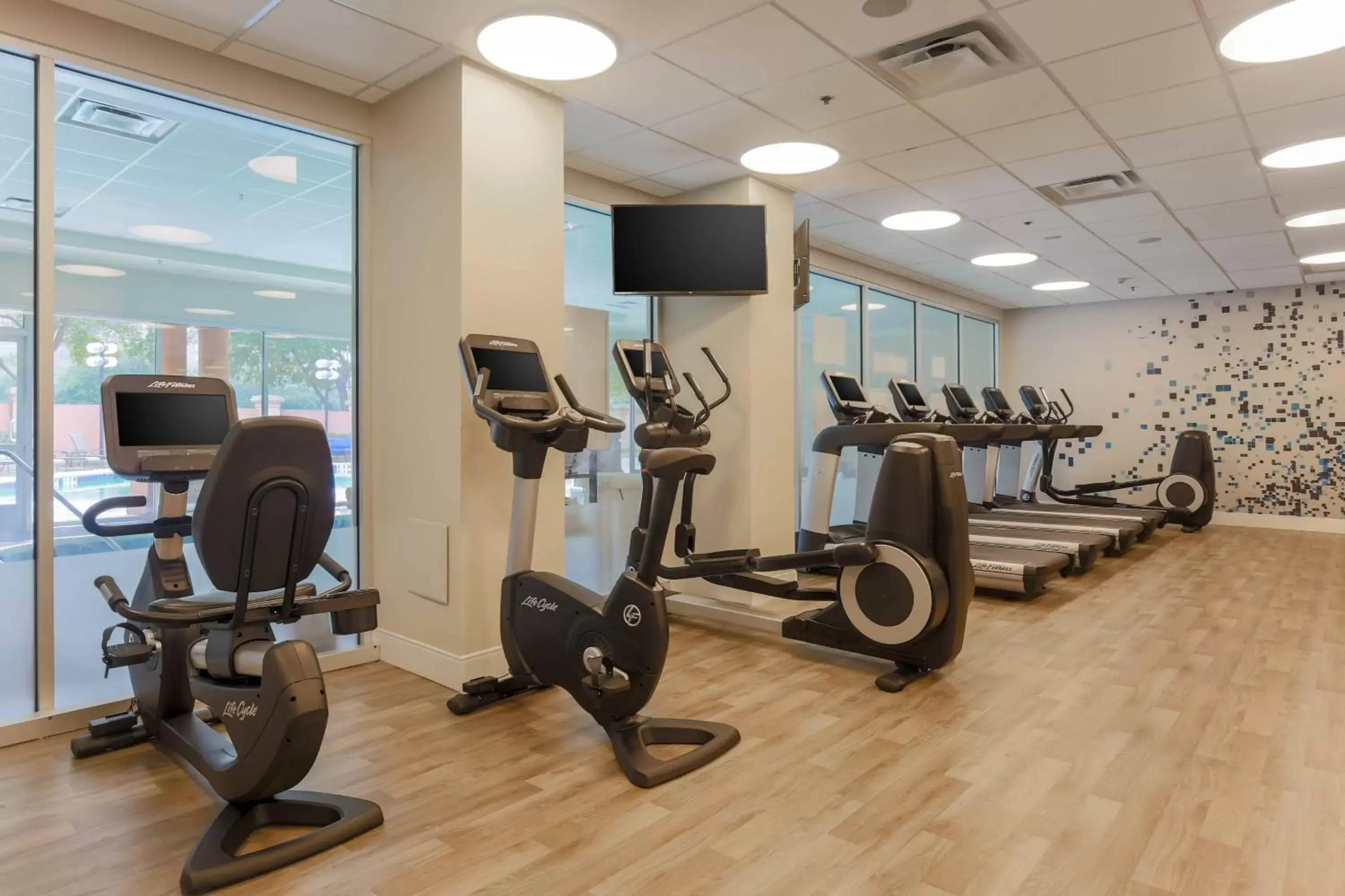 Fitness centre/facilities, Fitness Center/Facilities in Sheraton Suites Market Center Dallas