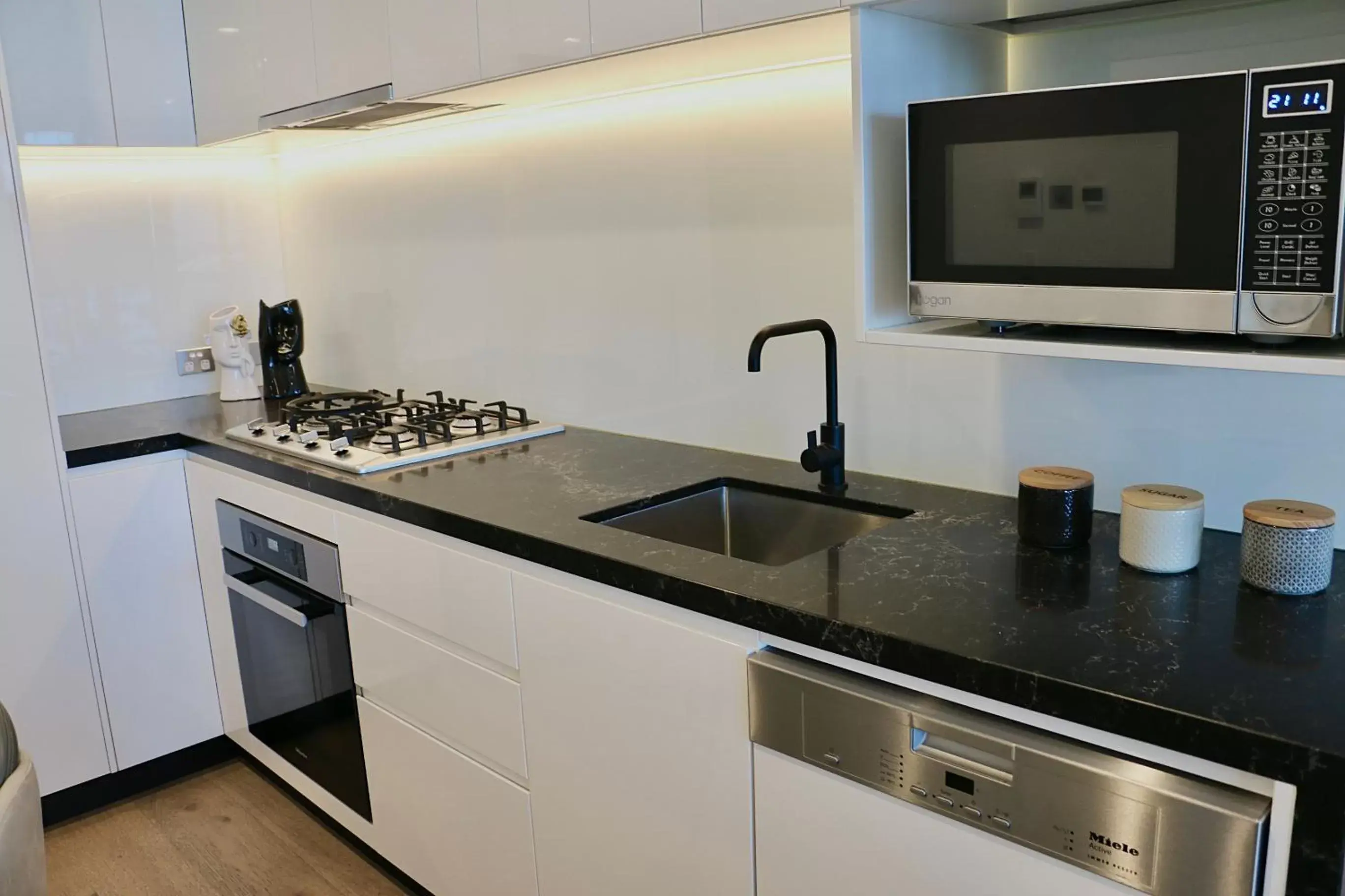 dishwasher, Kitchen/Kitchenette in Kooii Apartments