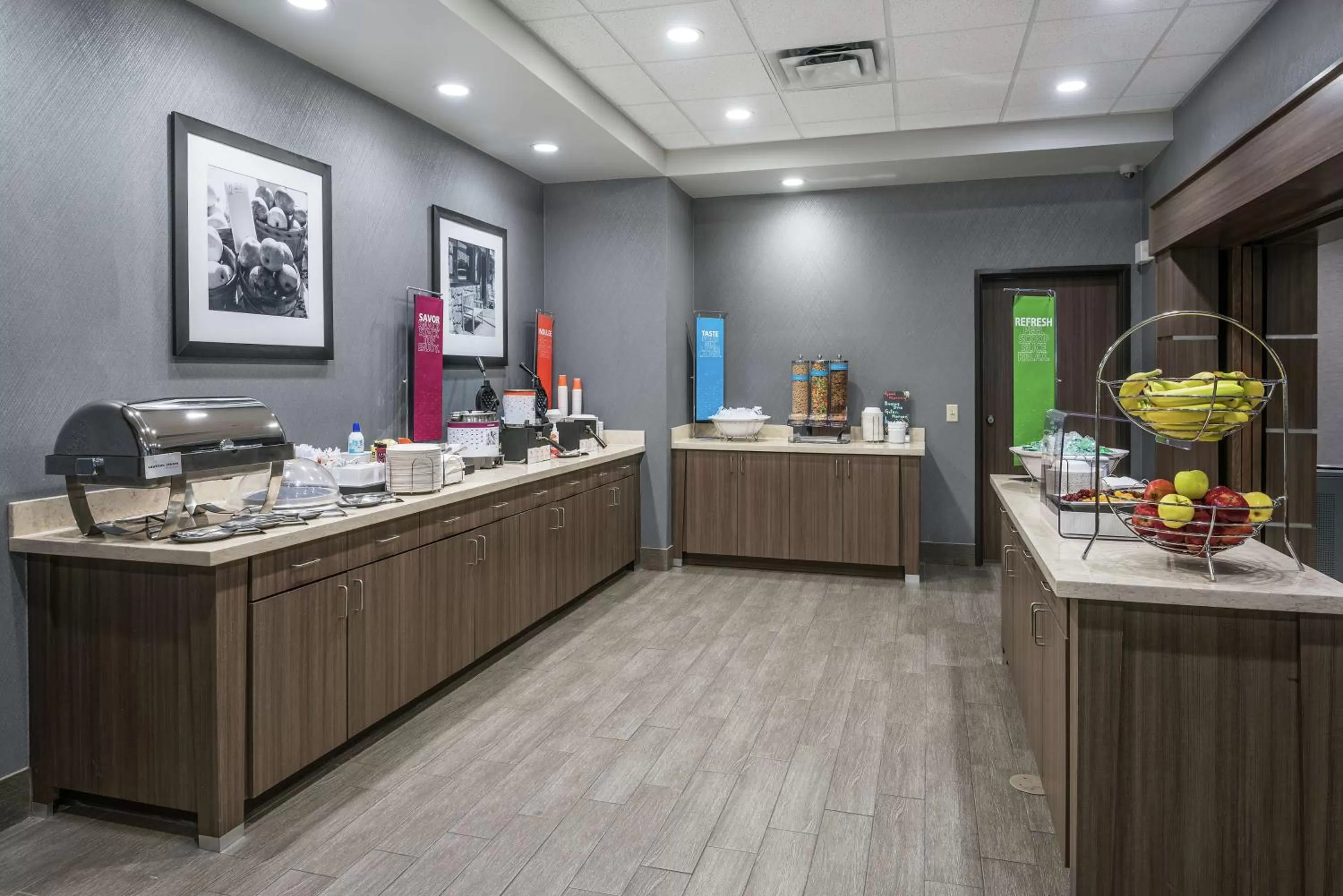 Dining area in Hampton Inn & Suites By Hilton-Corpus Christi Portland,Tx