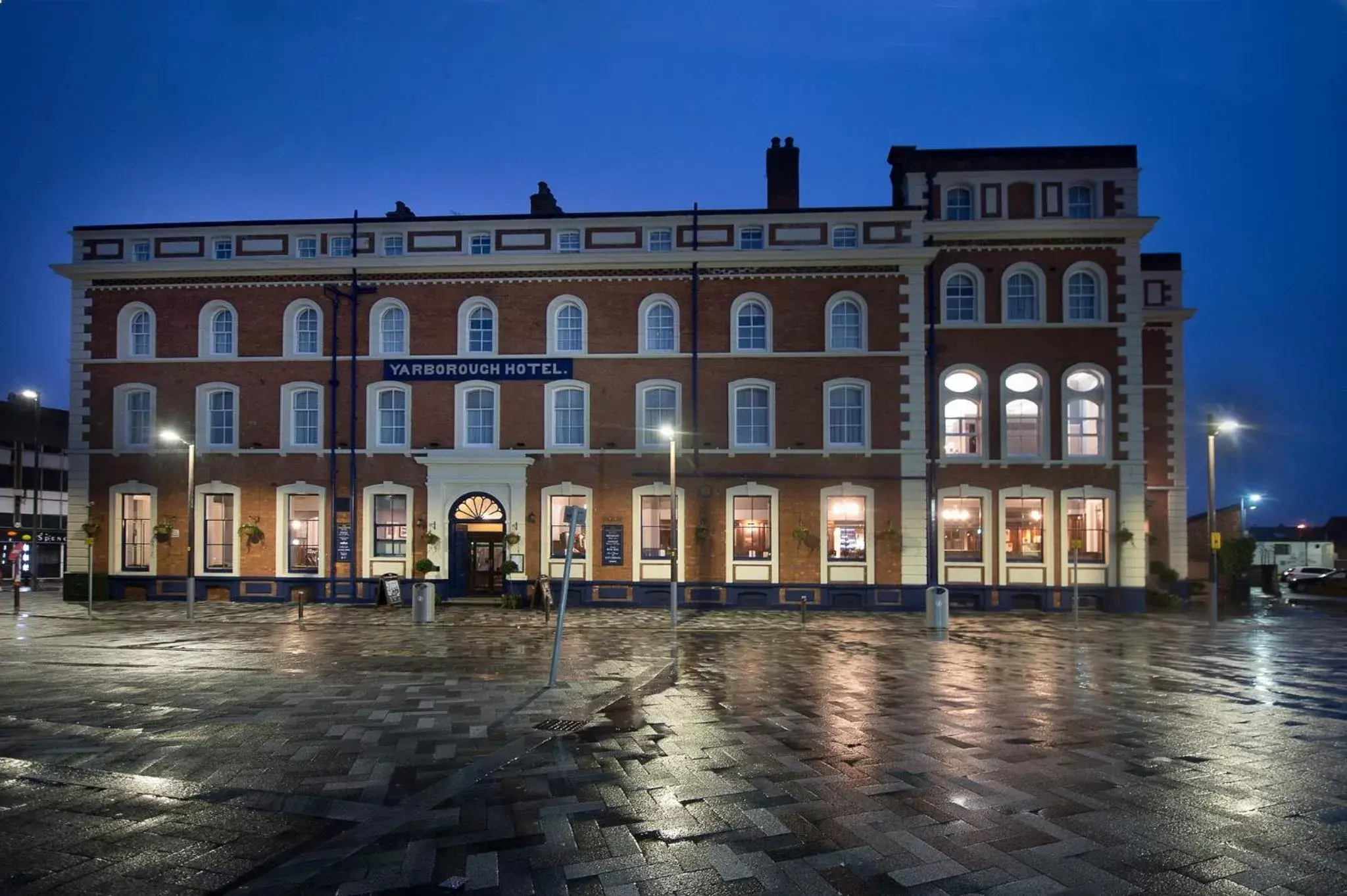 Property Building in The Yarborough Hotel Wetherspoon