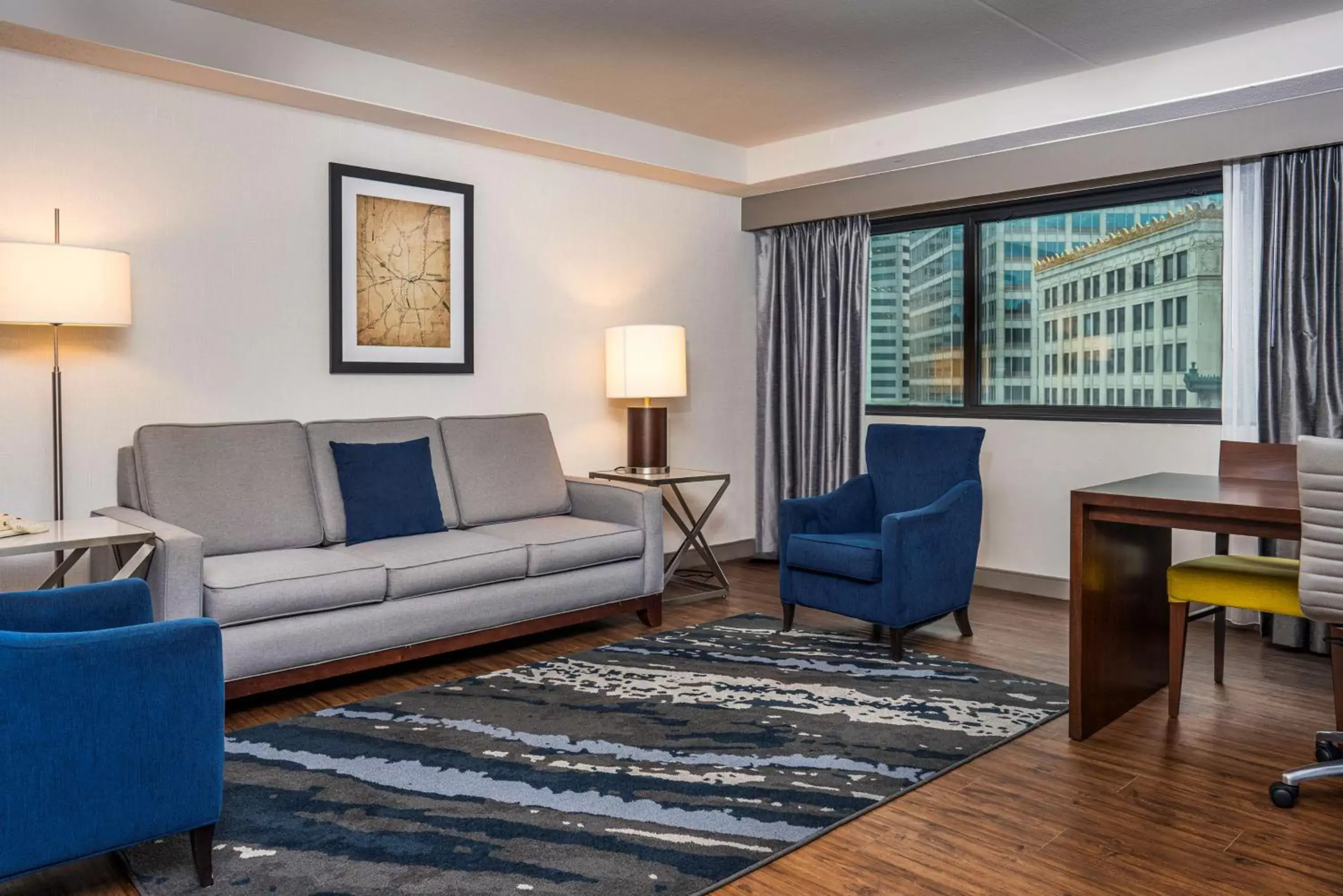 Executive Corner Suite - Non-Smoking in Embassy Suites by Hilton Indianapolis Downtown