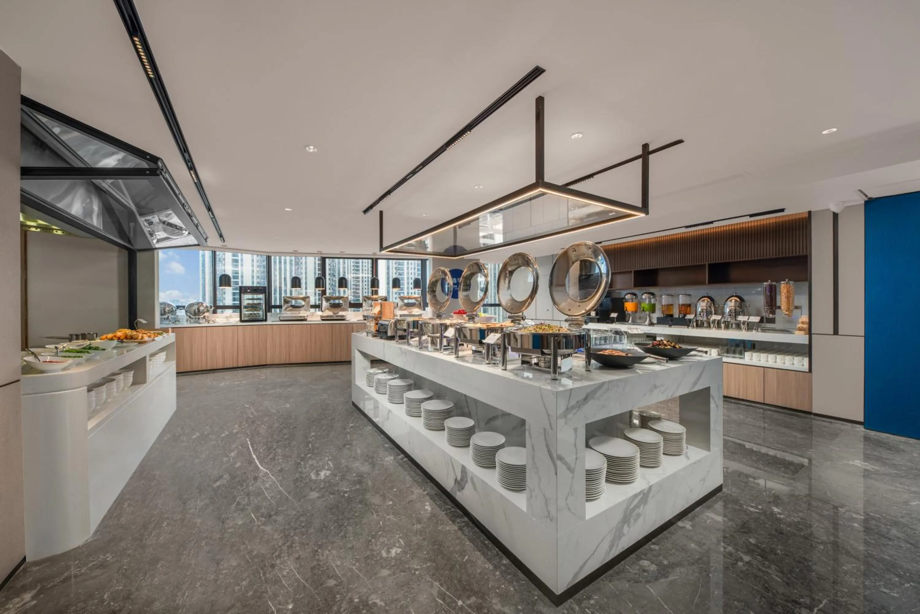 Breakfast in Holiday Inn Express Shantou Chenghai