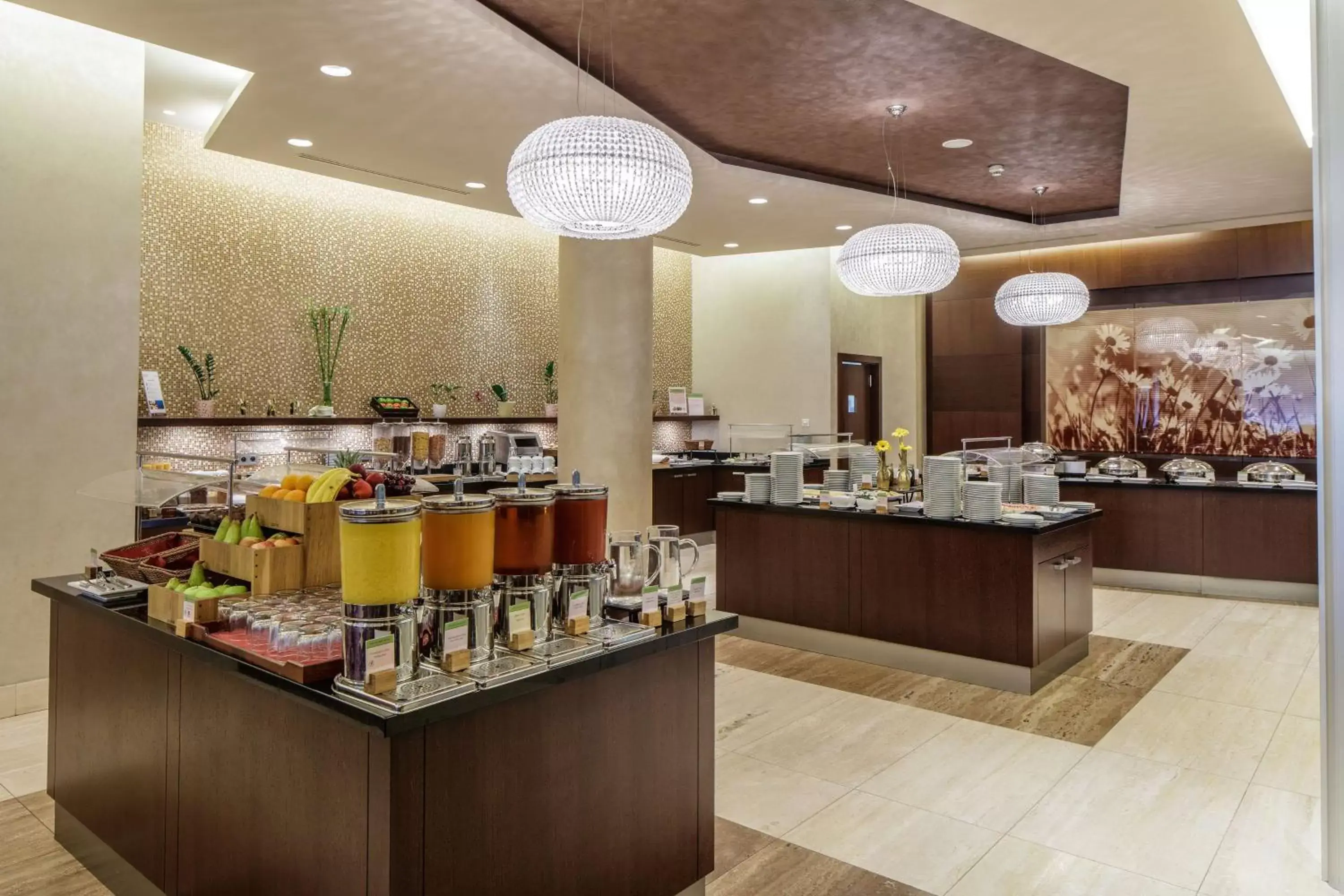Dining area, Restaurant/Places to Eat in DoubleTree by Hilton Bratislava