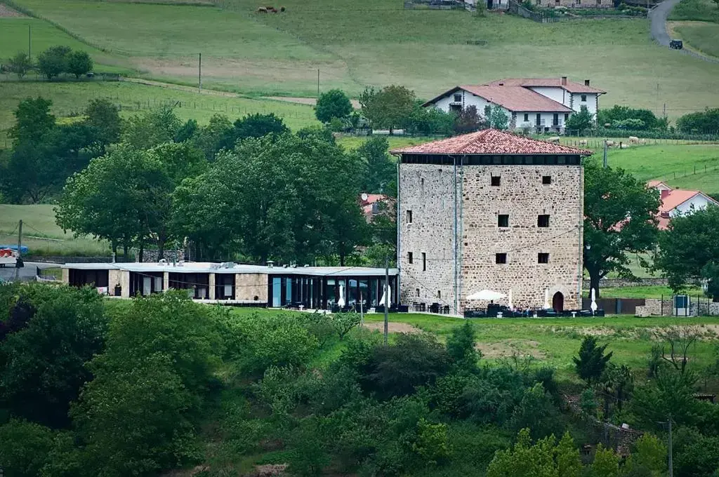 Property Building in Hotel Torre Zumeltzegi