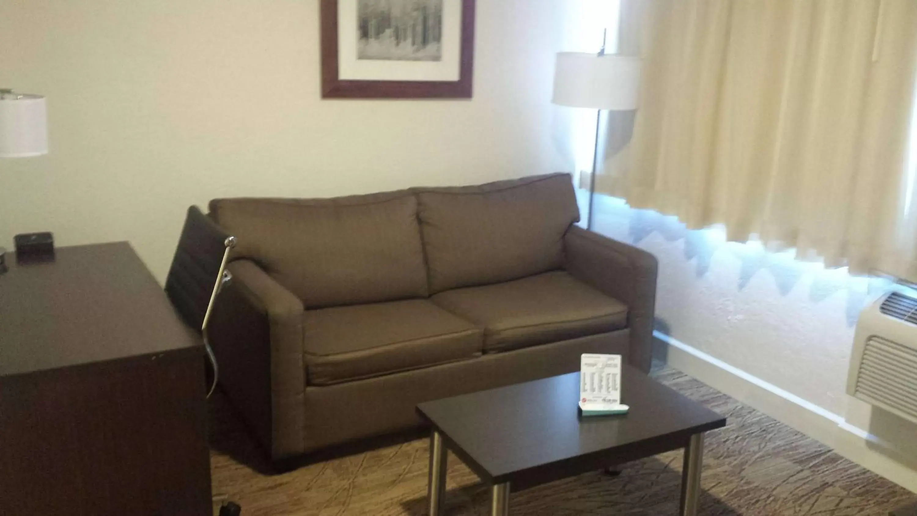 Photo of the whole room, Seating Area in Best Western Pony Soldier Inn & Suites
