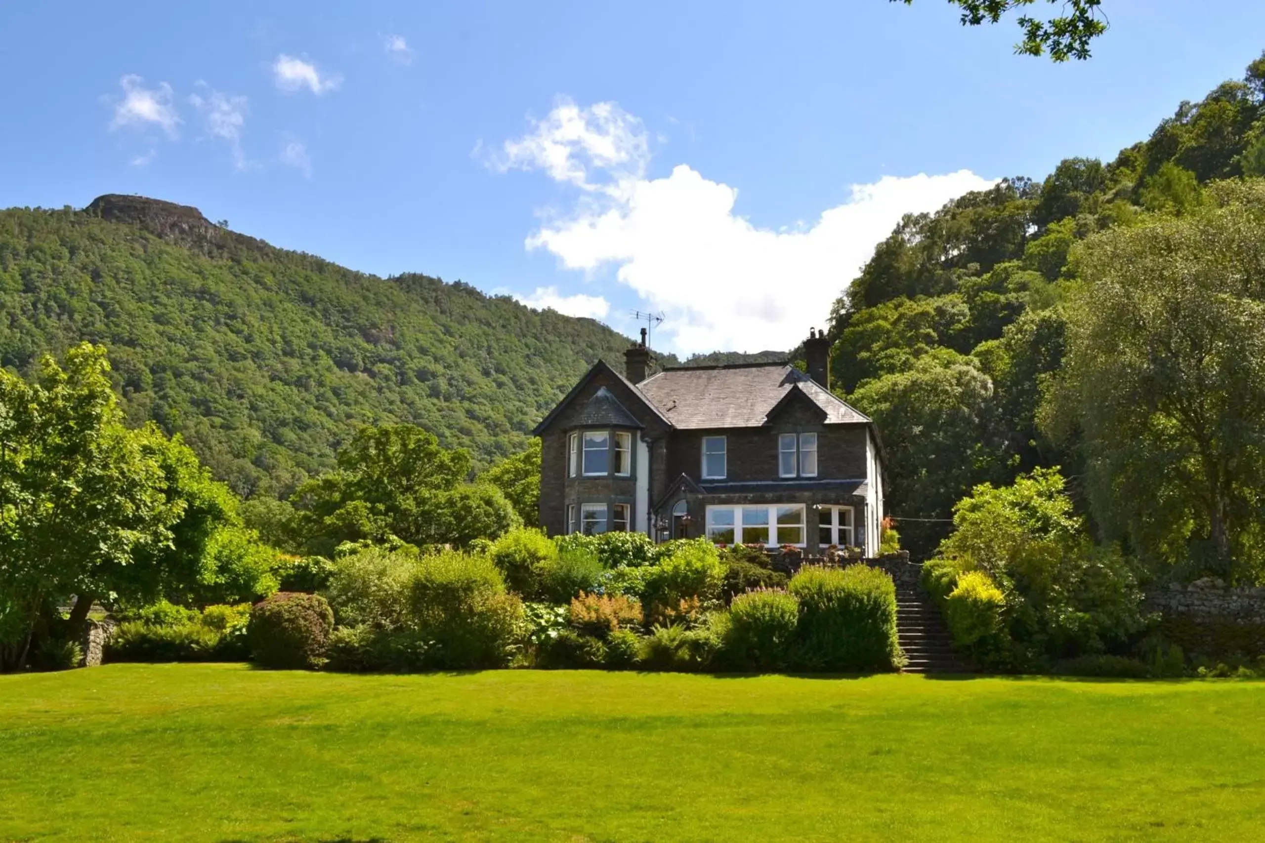 Property Building in The Leathes Head Hotel