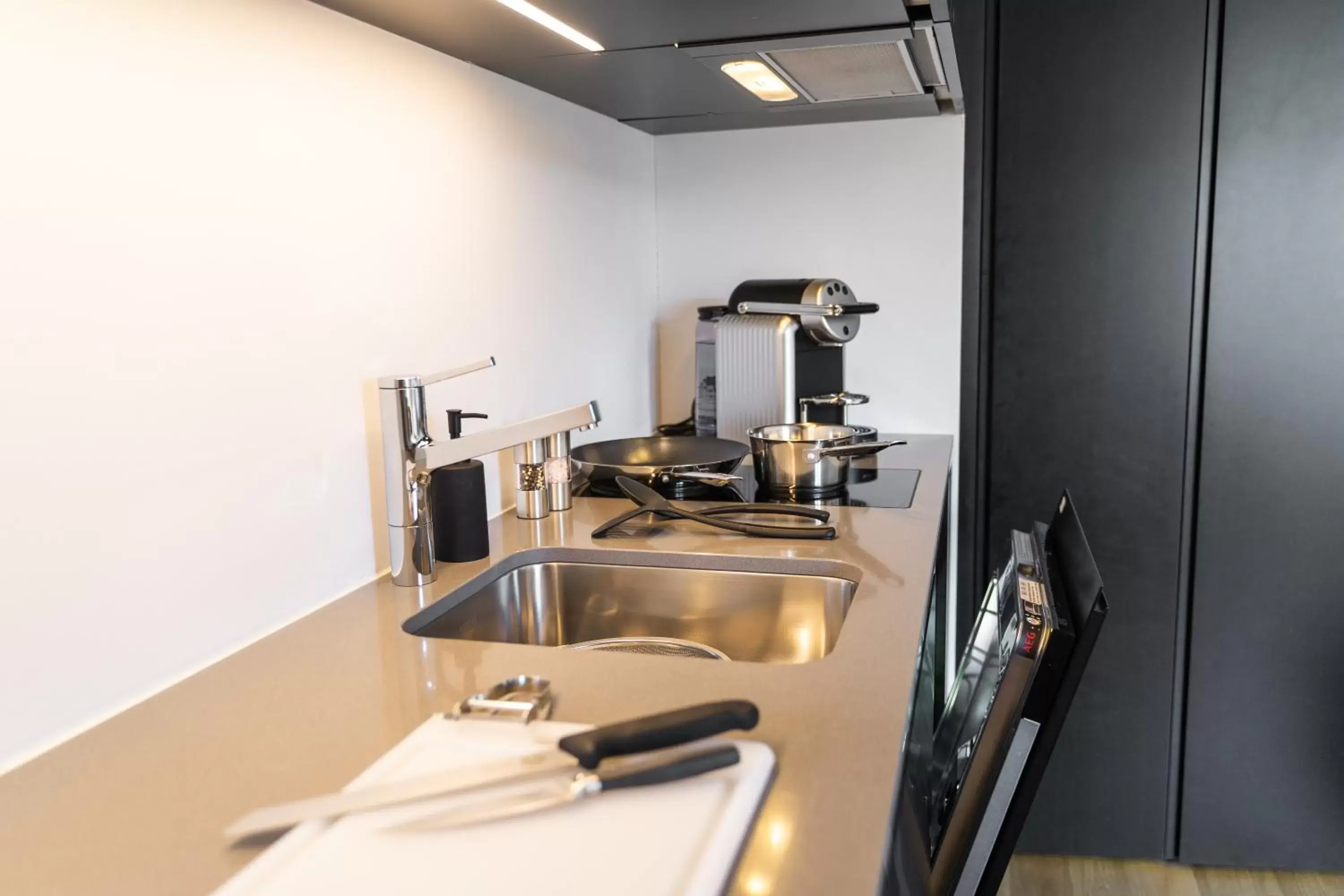 kitchen, Kitchen/Kitchenette in SET Hotel.Residence by Teufelhof Basel