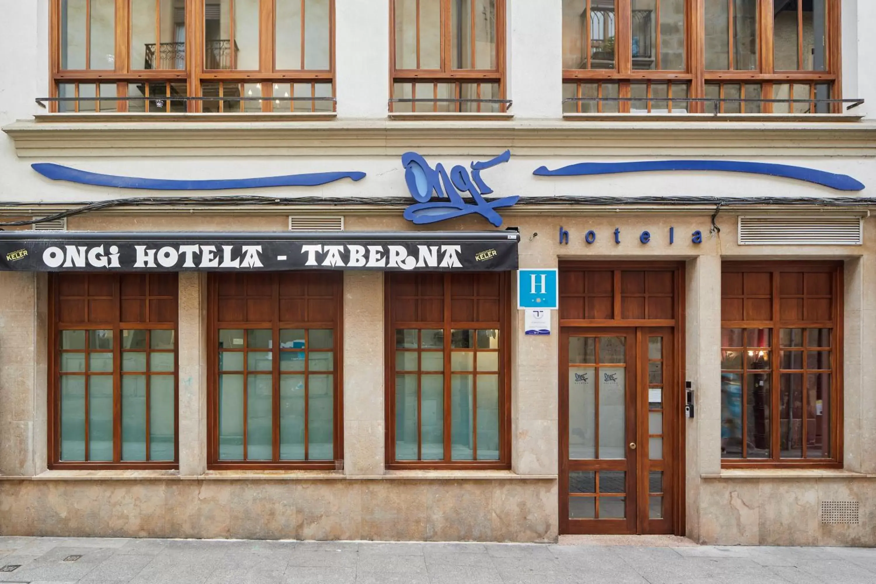 Restaurant/places to eat in IRAIPE Ongi Hotel Auto Check-in Restaurant/places to eat in IRAIPE Ongi Hotel Auto Check-in