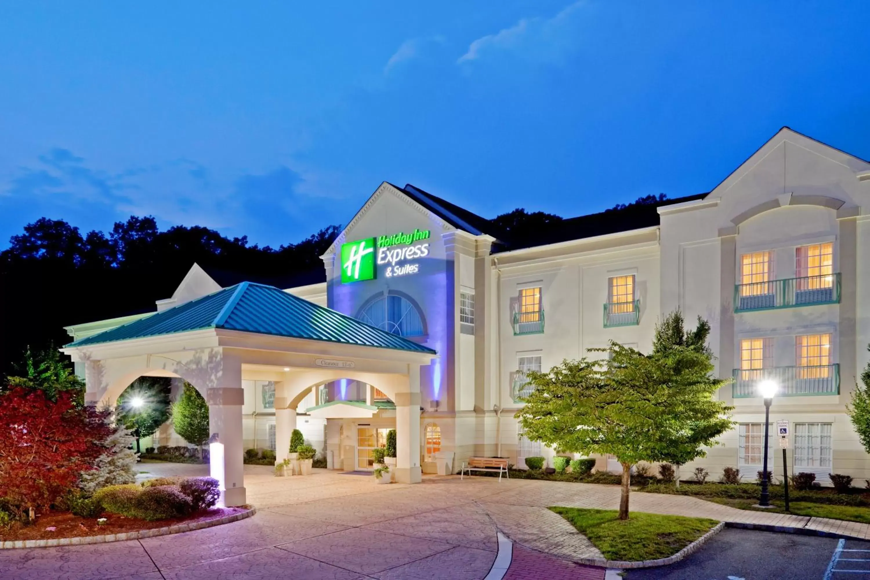 Property Building in Holiday Inn Express Mount Arlington, an IHG Hotel