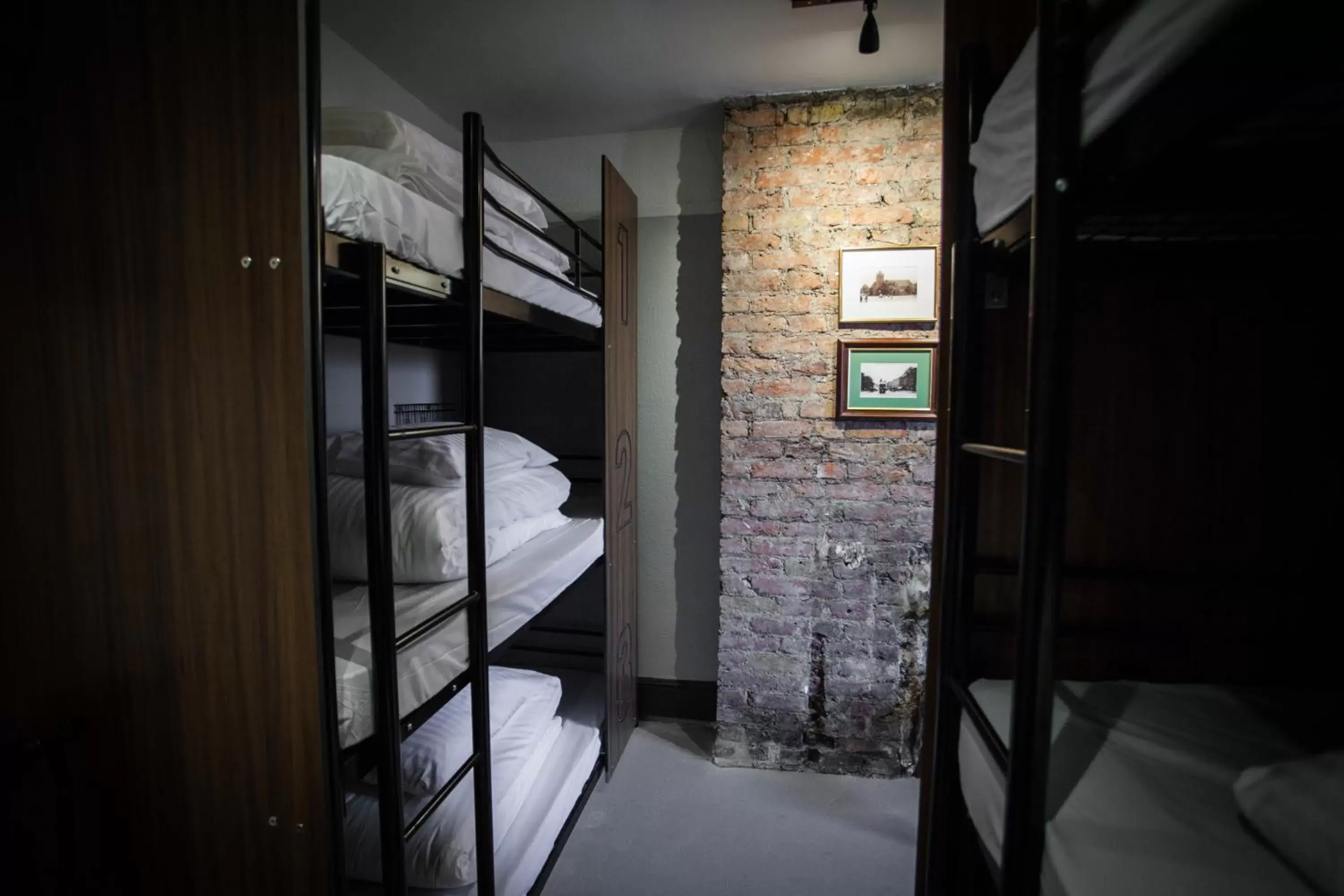 Bedroom, Bunk Bed in PubLove @ The Crown, Battersea