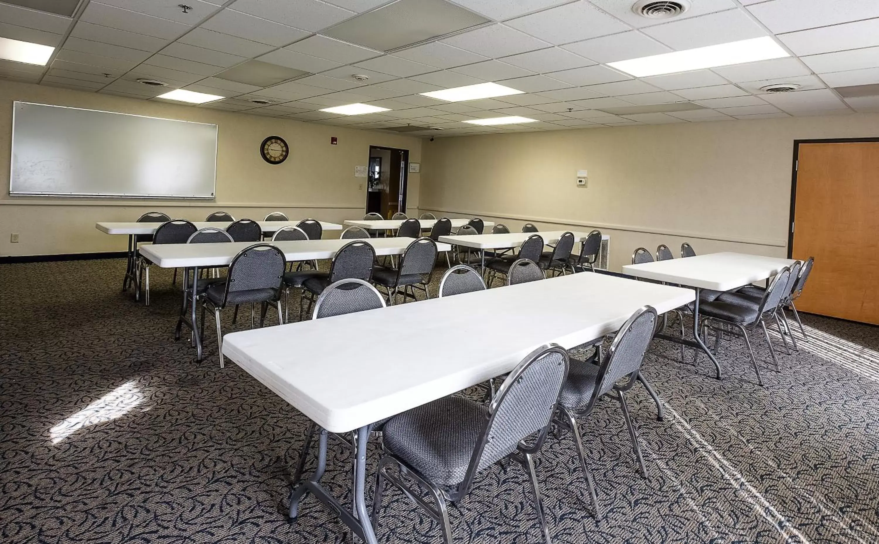 Meeting/conference room in Red Roof Inn Jackson, OH