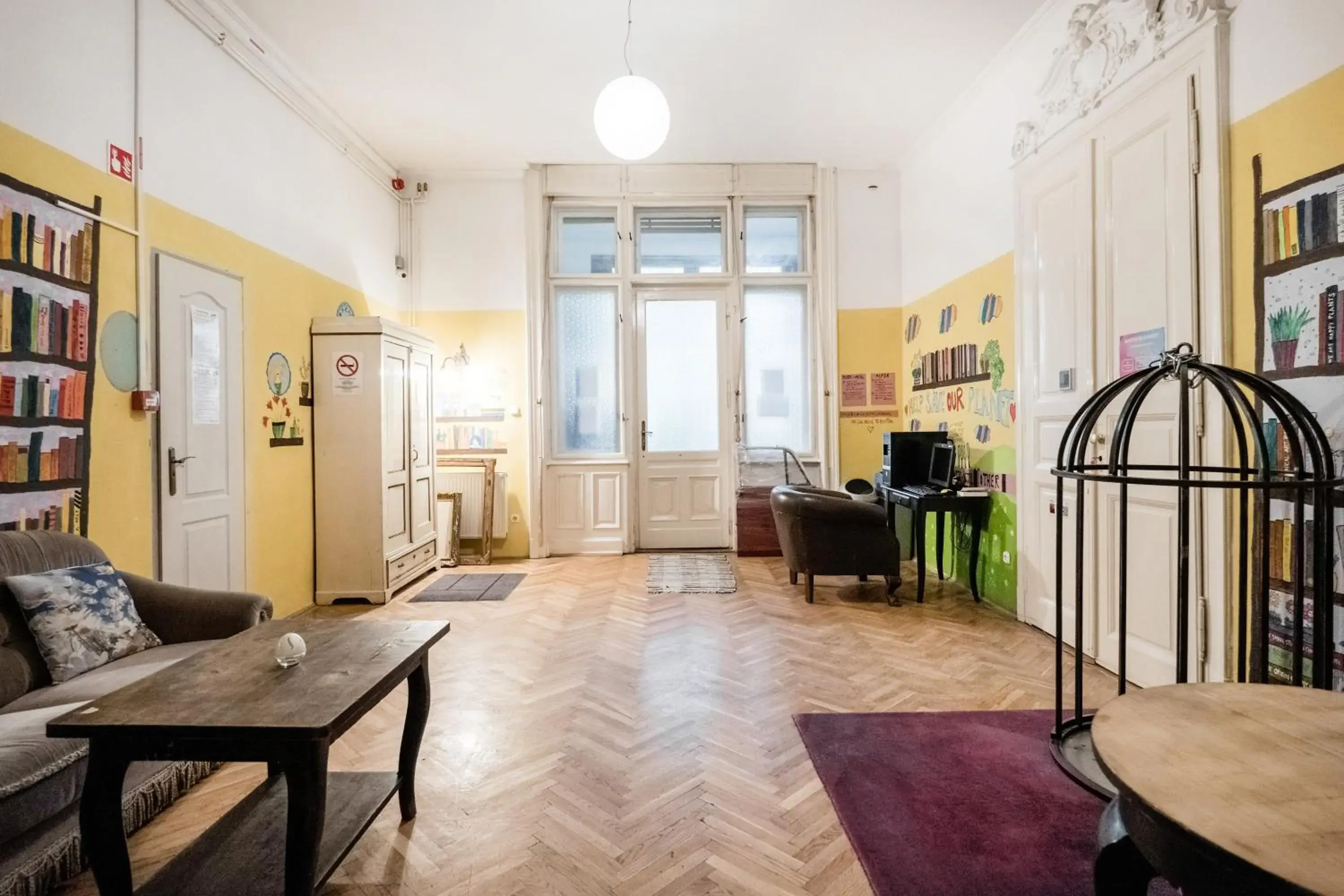 Living room in Baroque Hostel & Coworking