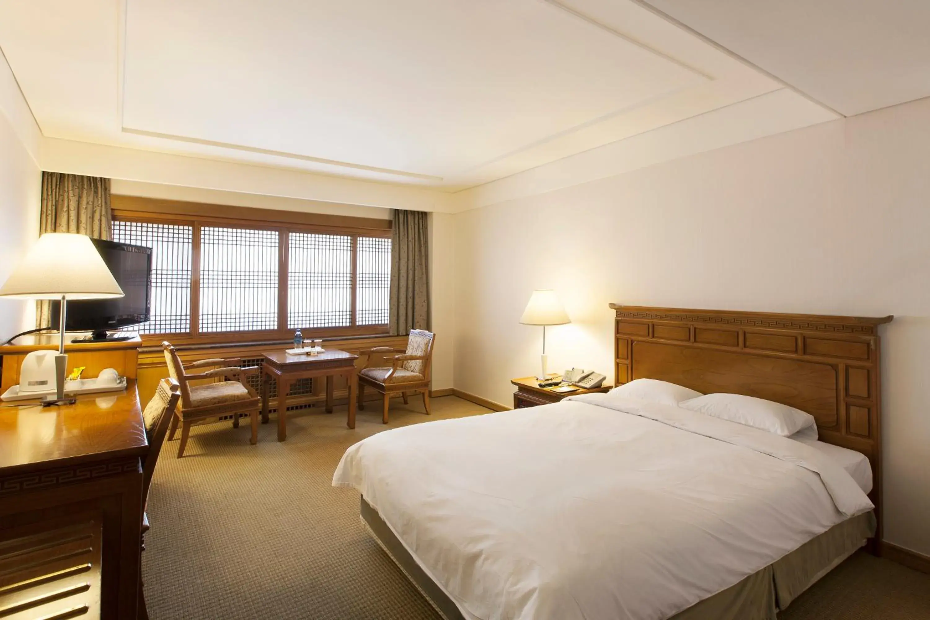 Bedroom in Commodore Hotel Busan