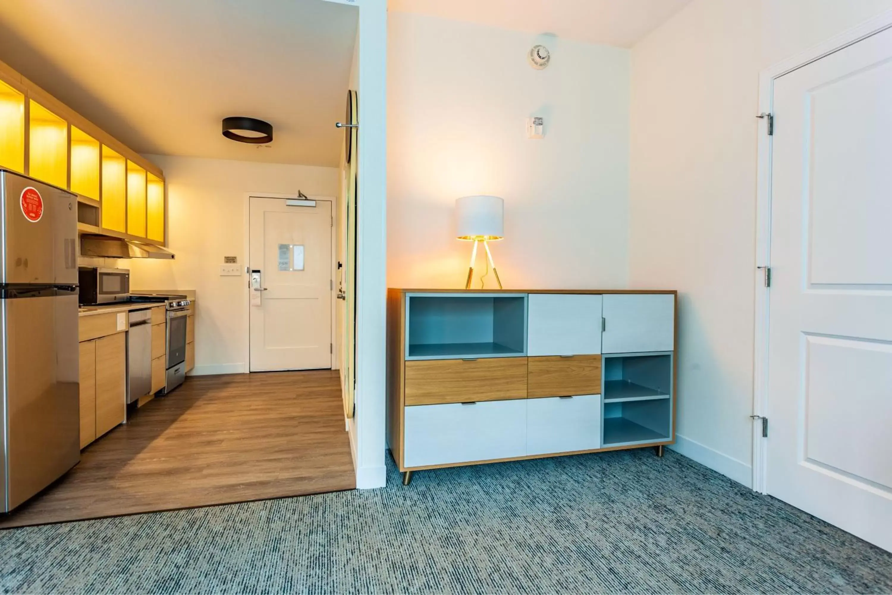 Bedroom, Kitchen/Kitchenette in TownePlace Suites by Marriott Raleigh - University Area