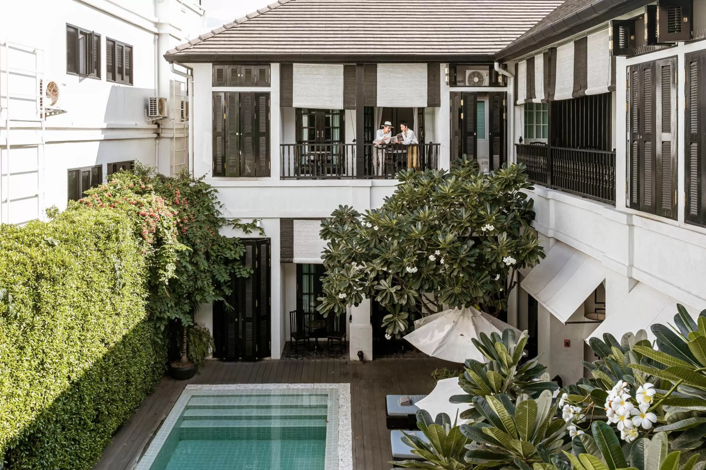 Swimming pool in 99 The Heritage Hotel