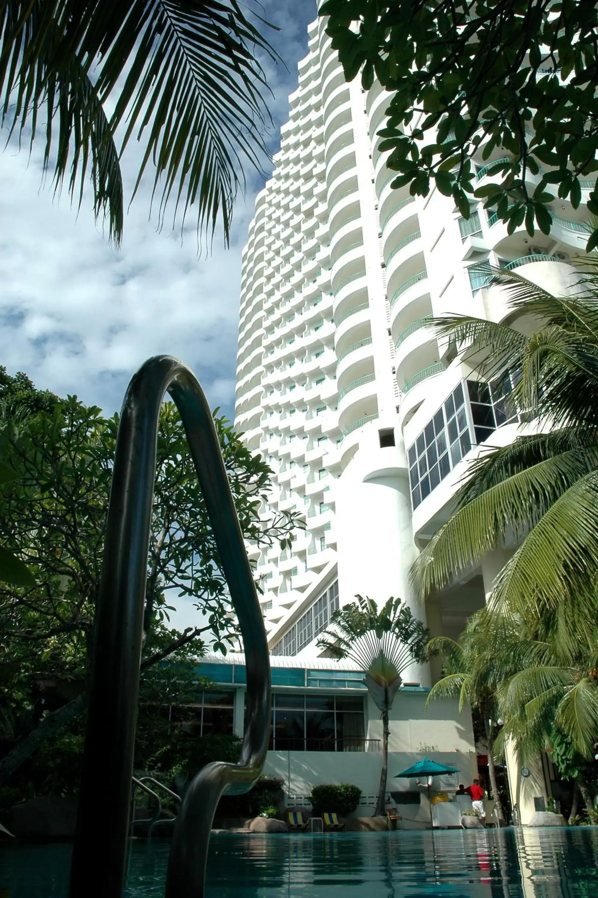 Facade/entrance, Property Building in Rainbow Paradise Beach Resort