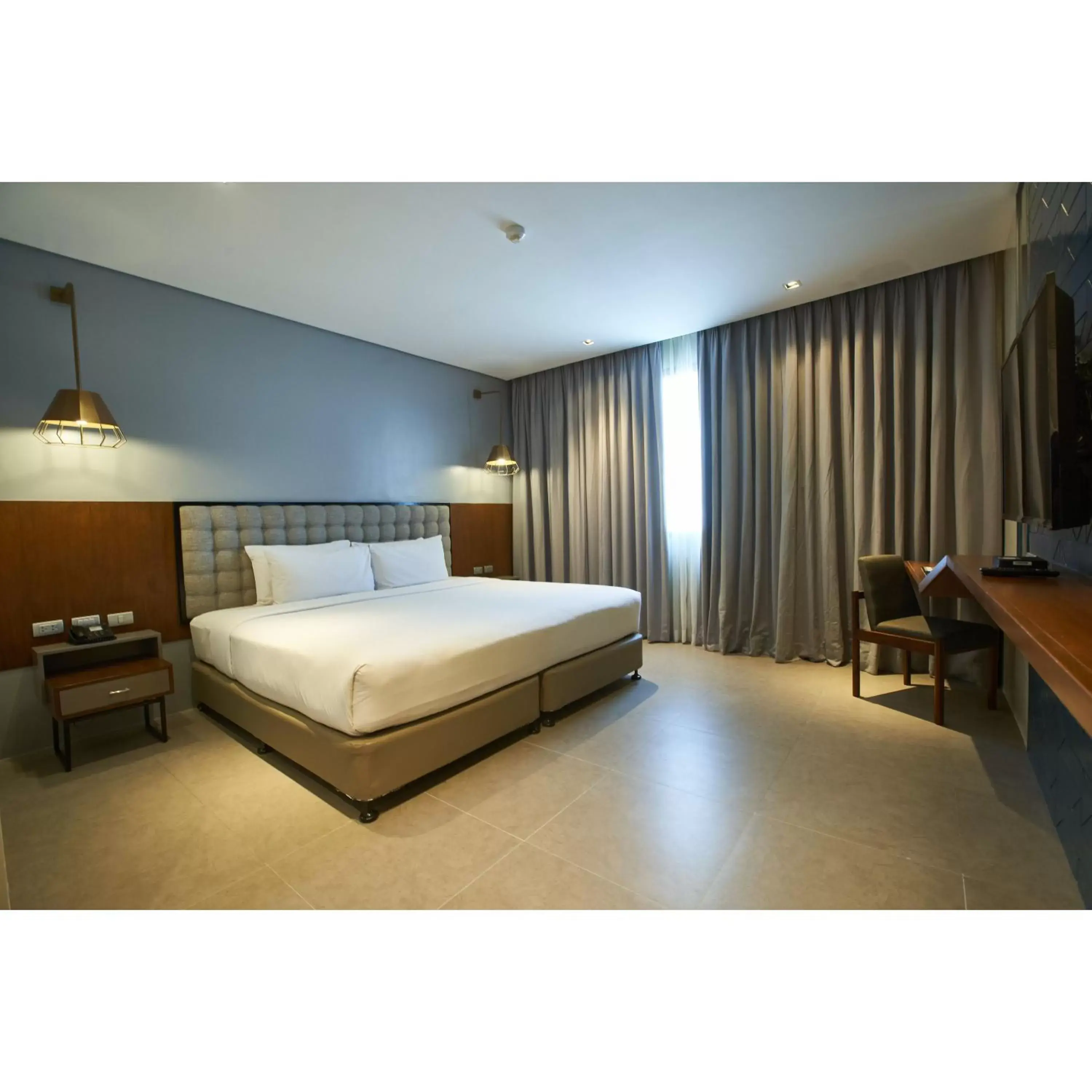 Bed in Summit Galleria Cebu - Multiple Use Hotel