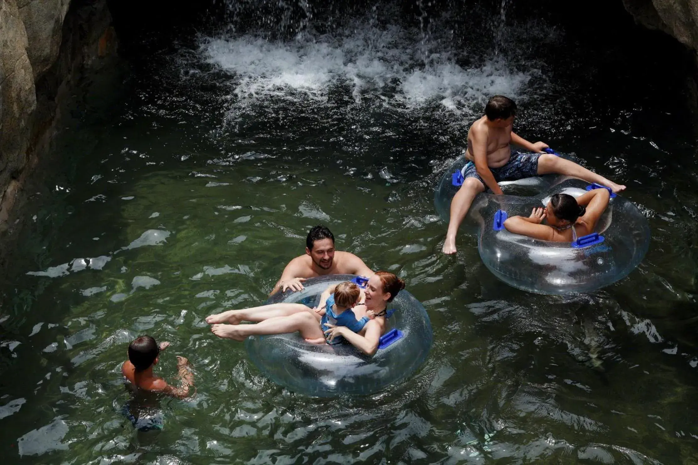 Swimming pool, Family in Centara Grand Mirage Beach Resort Pattaya - SHA Extra Plus