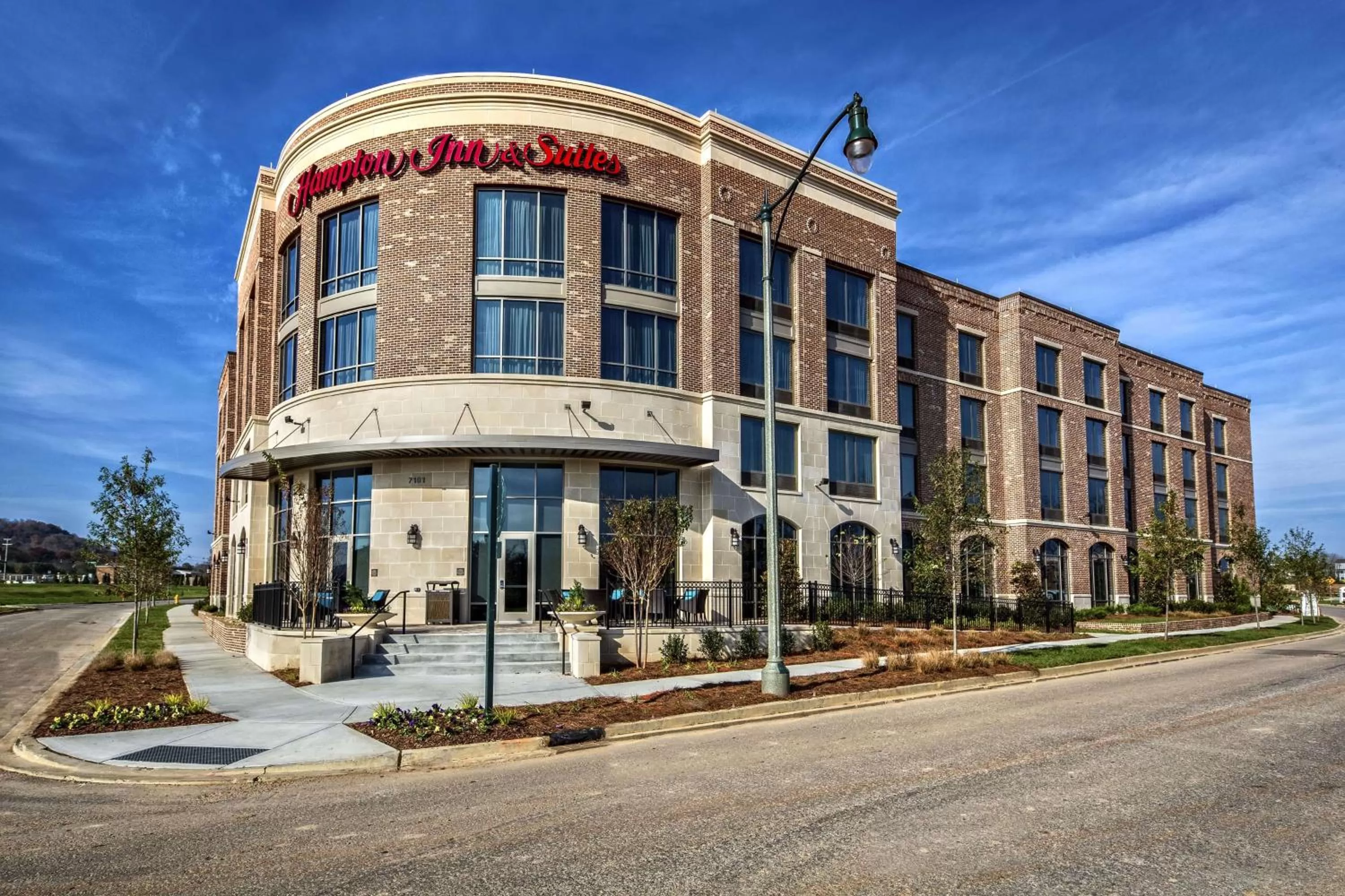 Property building in Hampton Inn & Suites Franklin Berry Farms, Tn