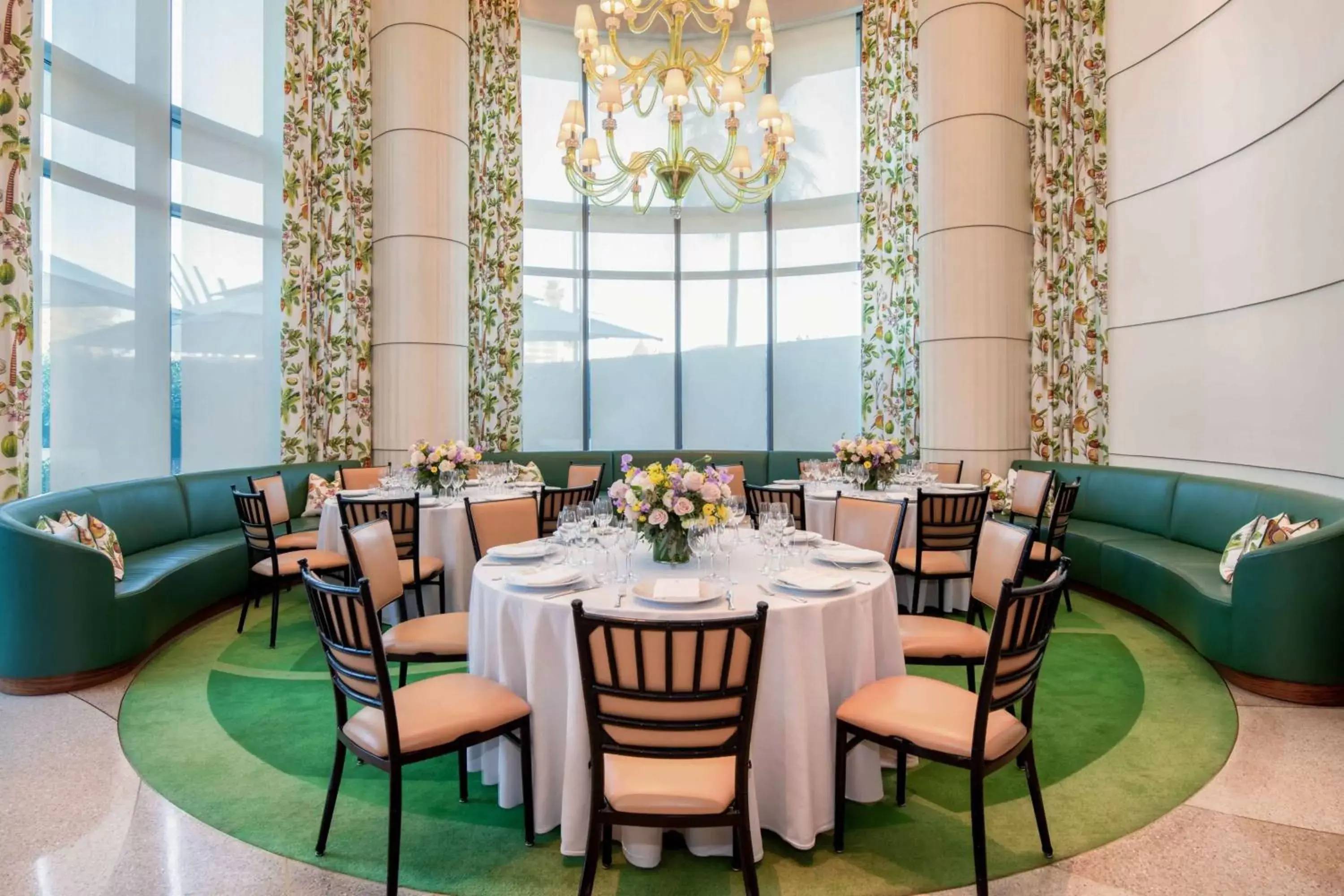 Meeting/conference room, Restaurant/Places to Eat in Waldorf Astoria Beverly Hills