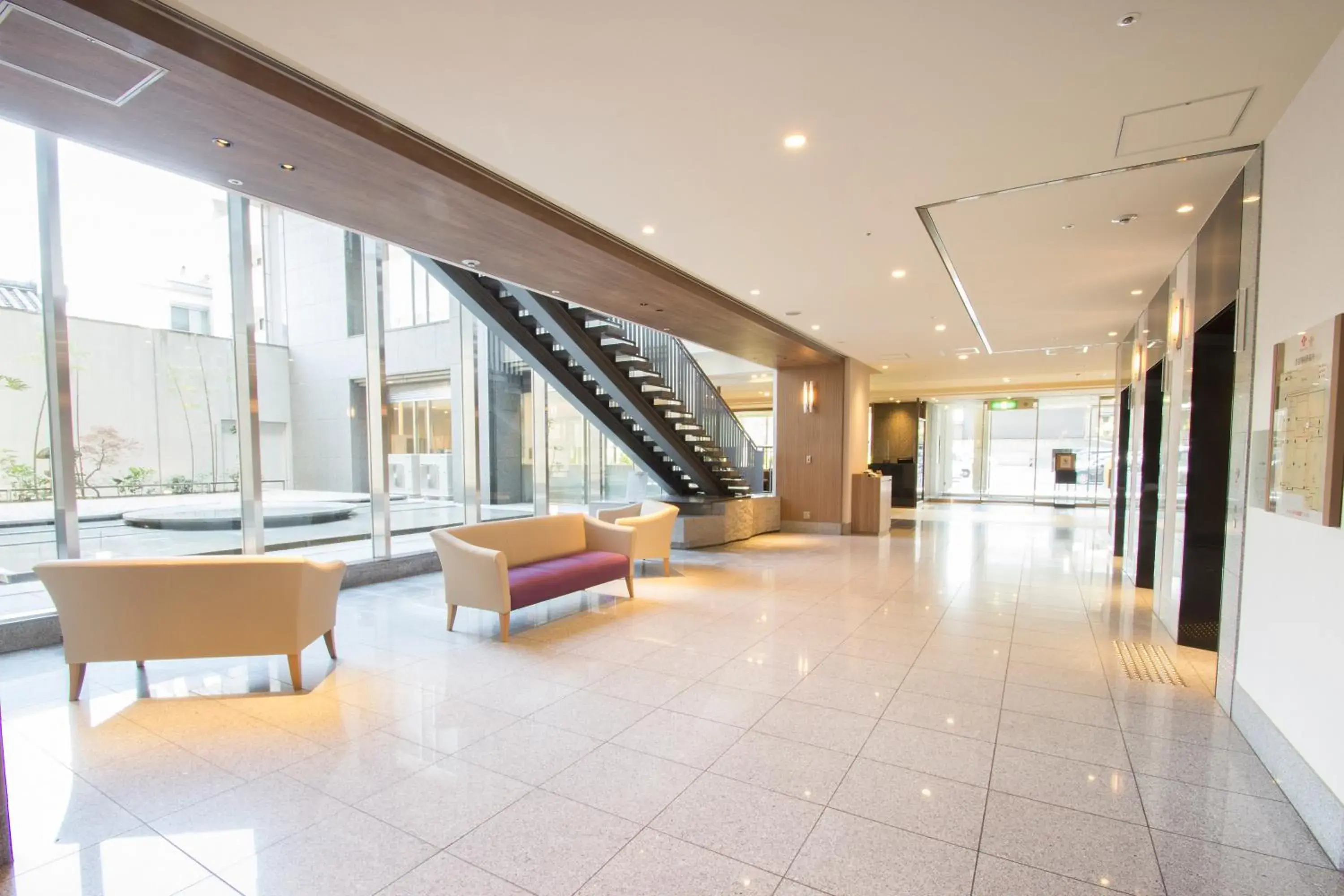 Lobby or reception in Hearton Hotel Kyoto Lobby or reception in Hearton Hotel Kyoto