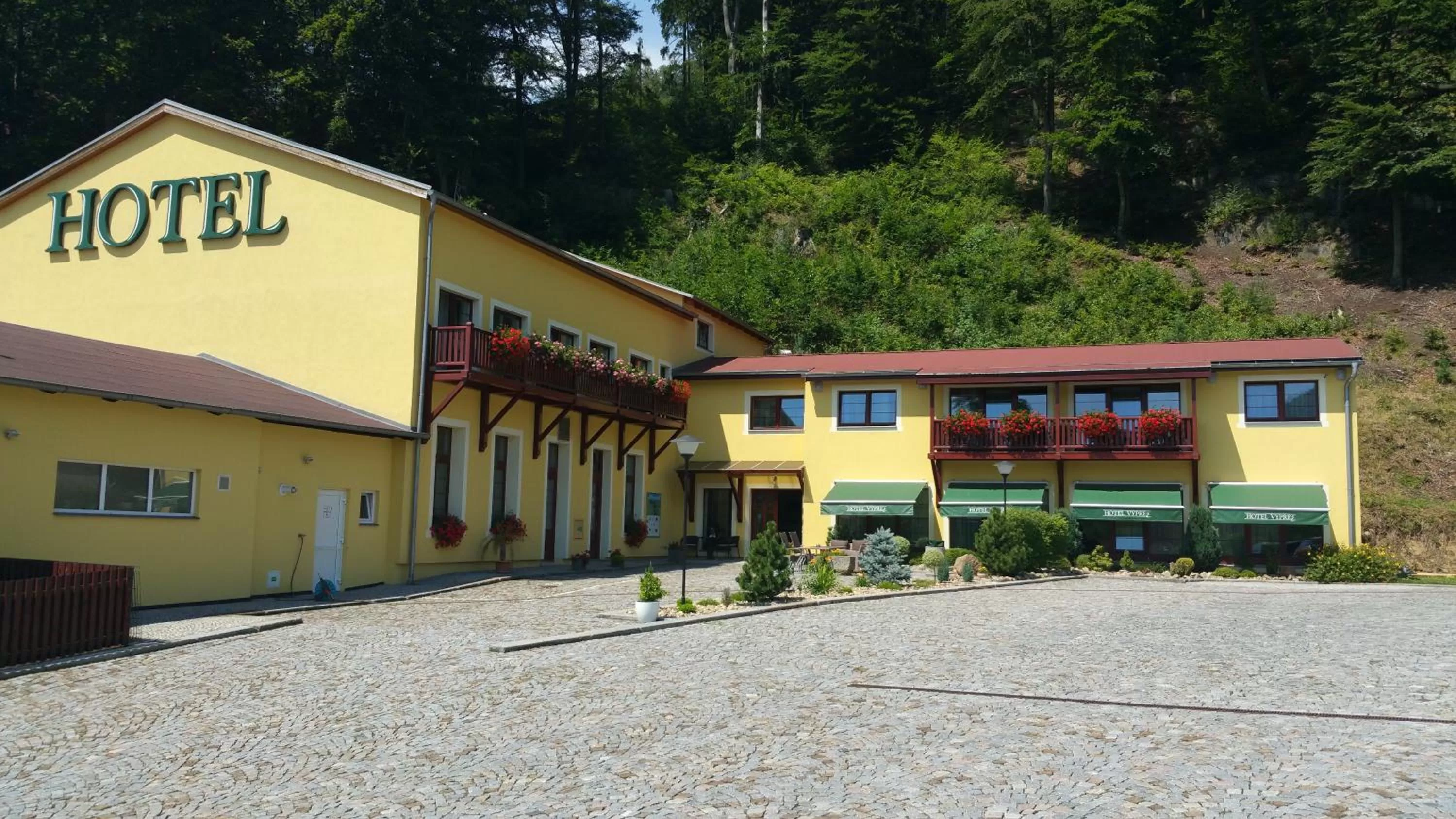 Property building in Hotel Výpřež - Děčín