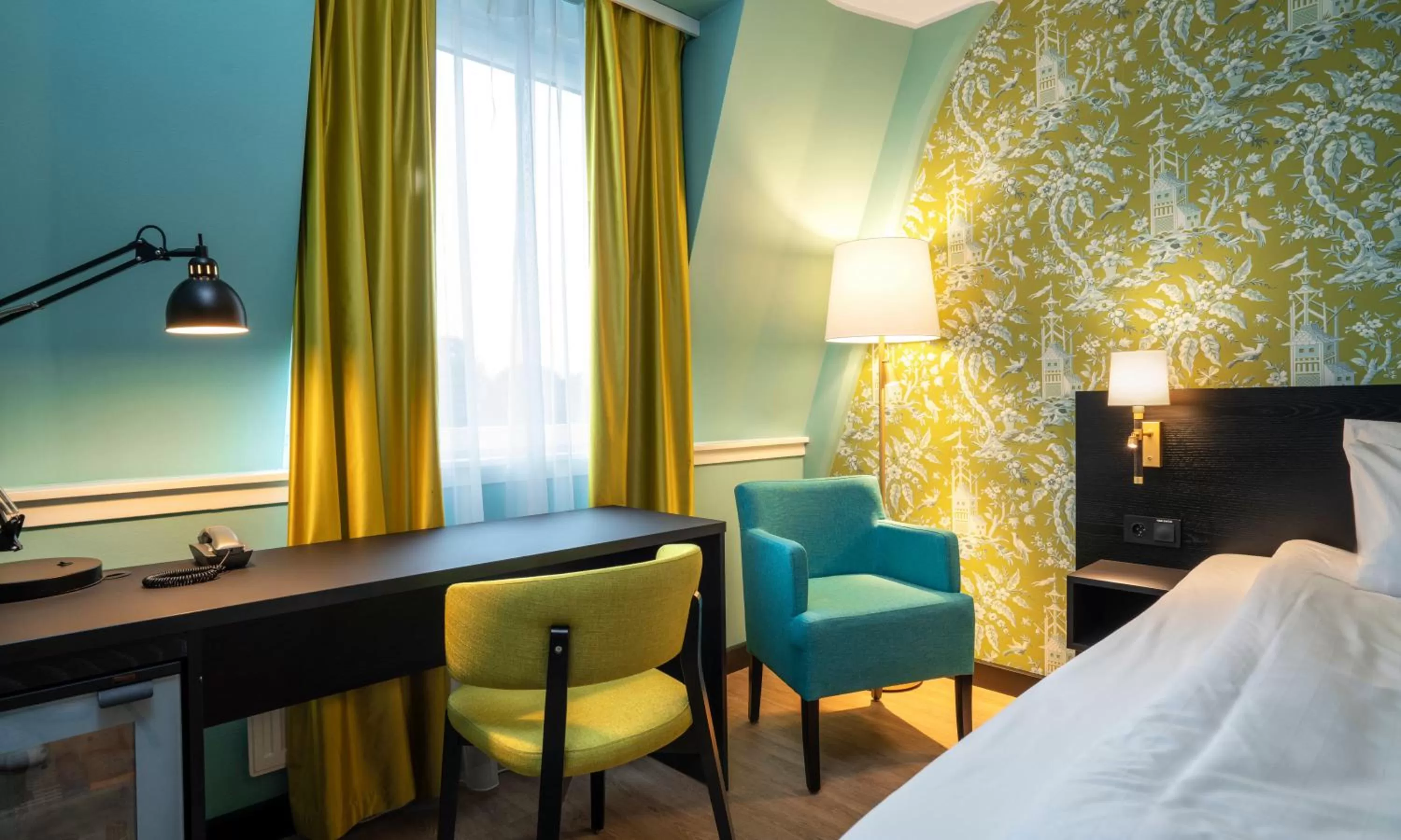 Seating area, Bed in Thon Hotel Maritim