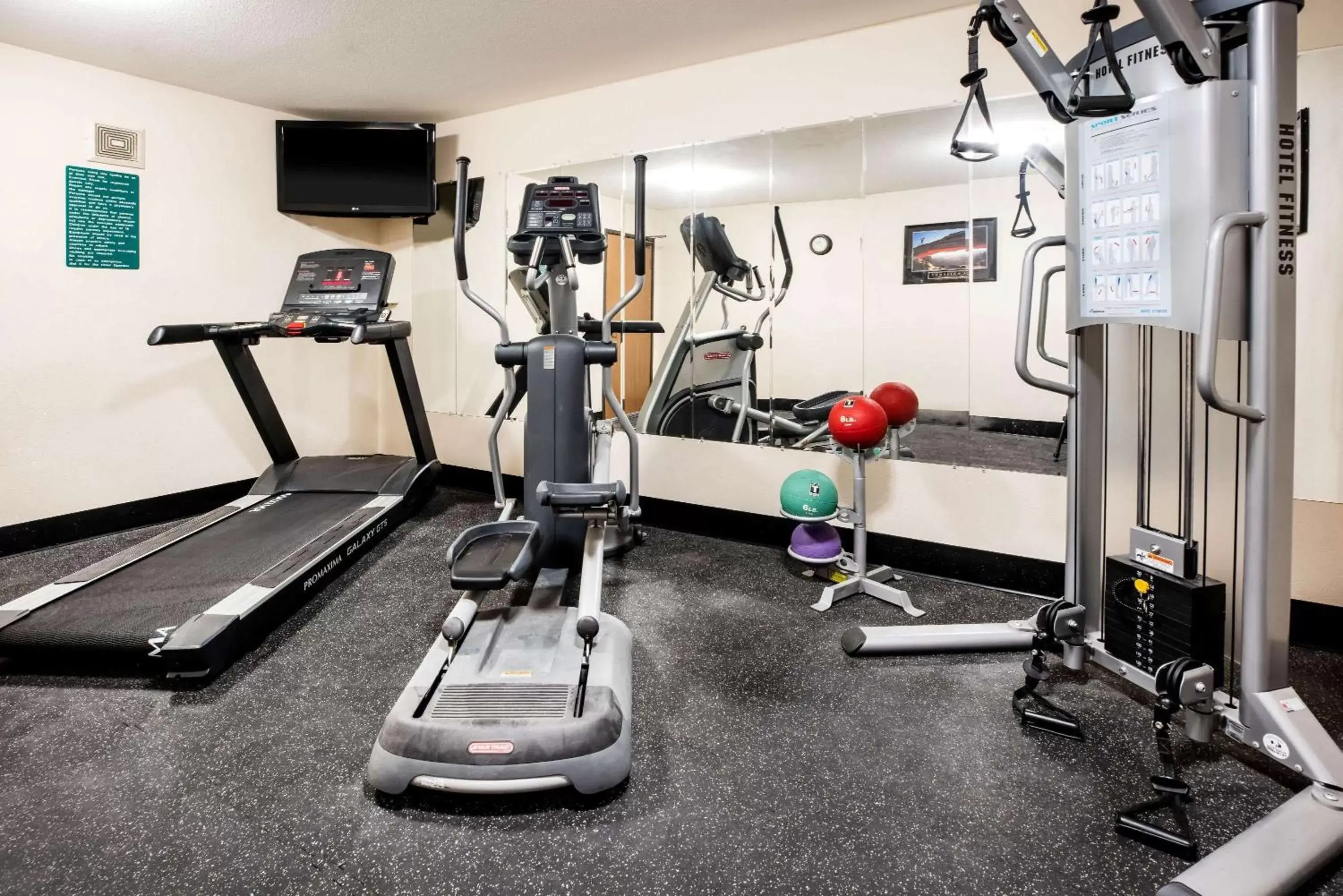 Fitness centre/facilities, Fitness Center/Facilities in La Quinta by Wyndham Grants Pass